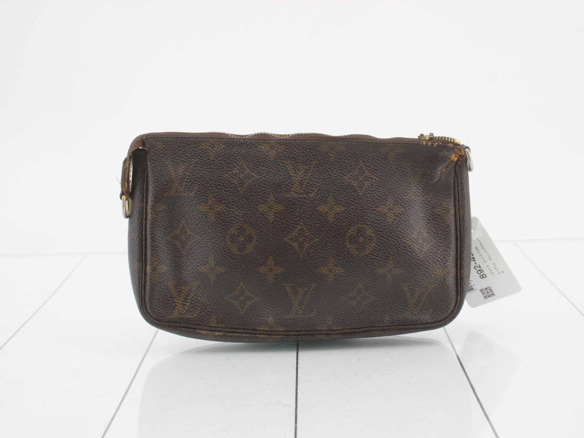 Monogram Pochette Accessoires — view 2