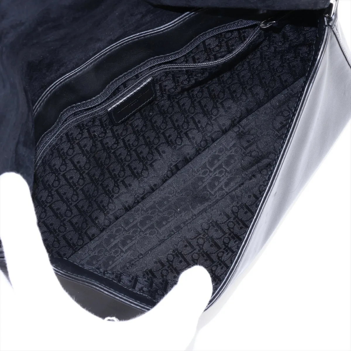 Street Chic Leather Shoulder Bag, Black — view 6