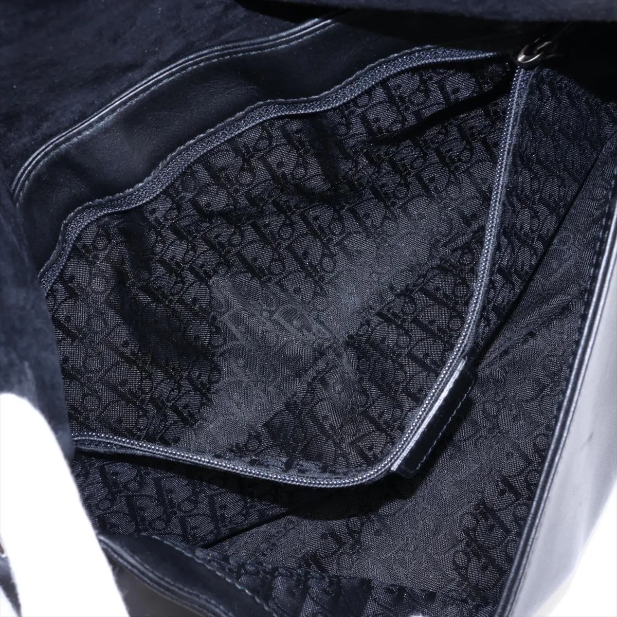 Street Chic Leather Shoulder Bag, Black — view 7