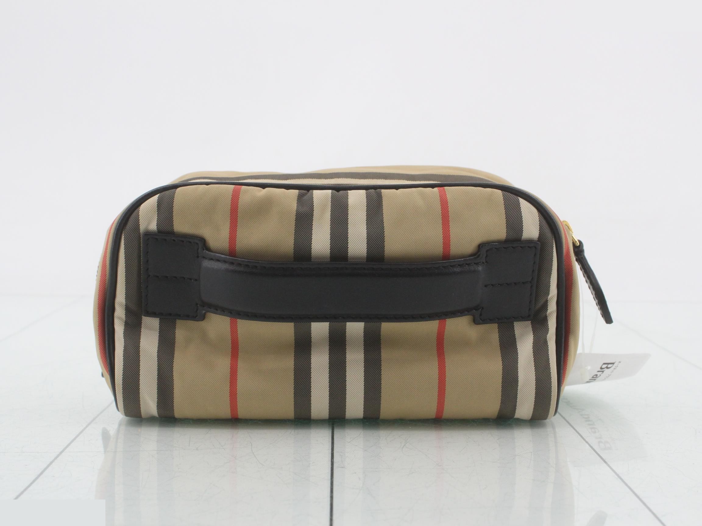 Check pouch — view 2