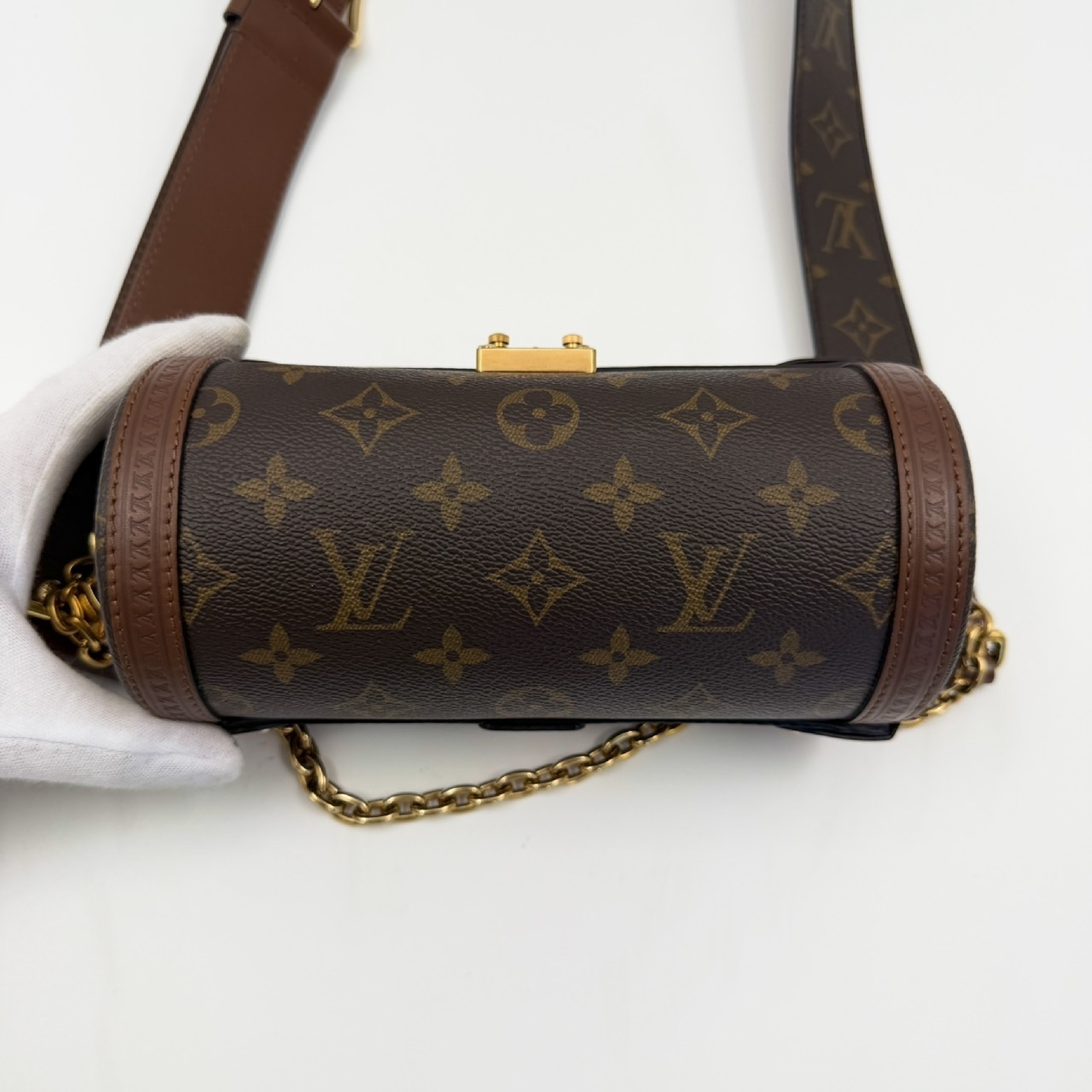 Papillon Trunk 2-Way Handbag — view 3