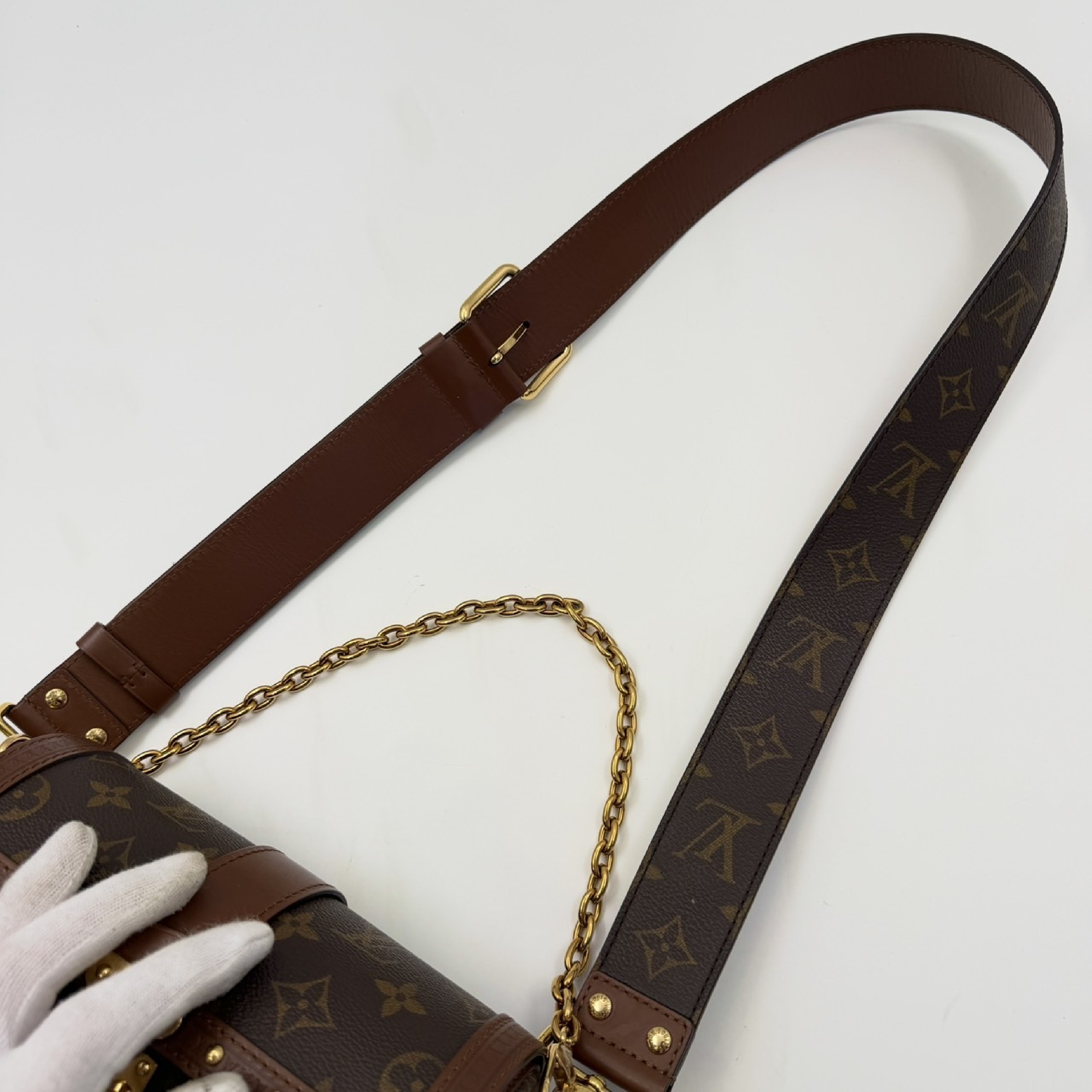 Papillon Trunk 2-Way Handbag — view 5