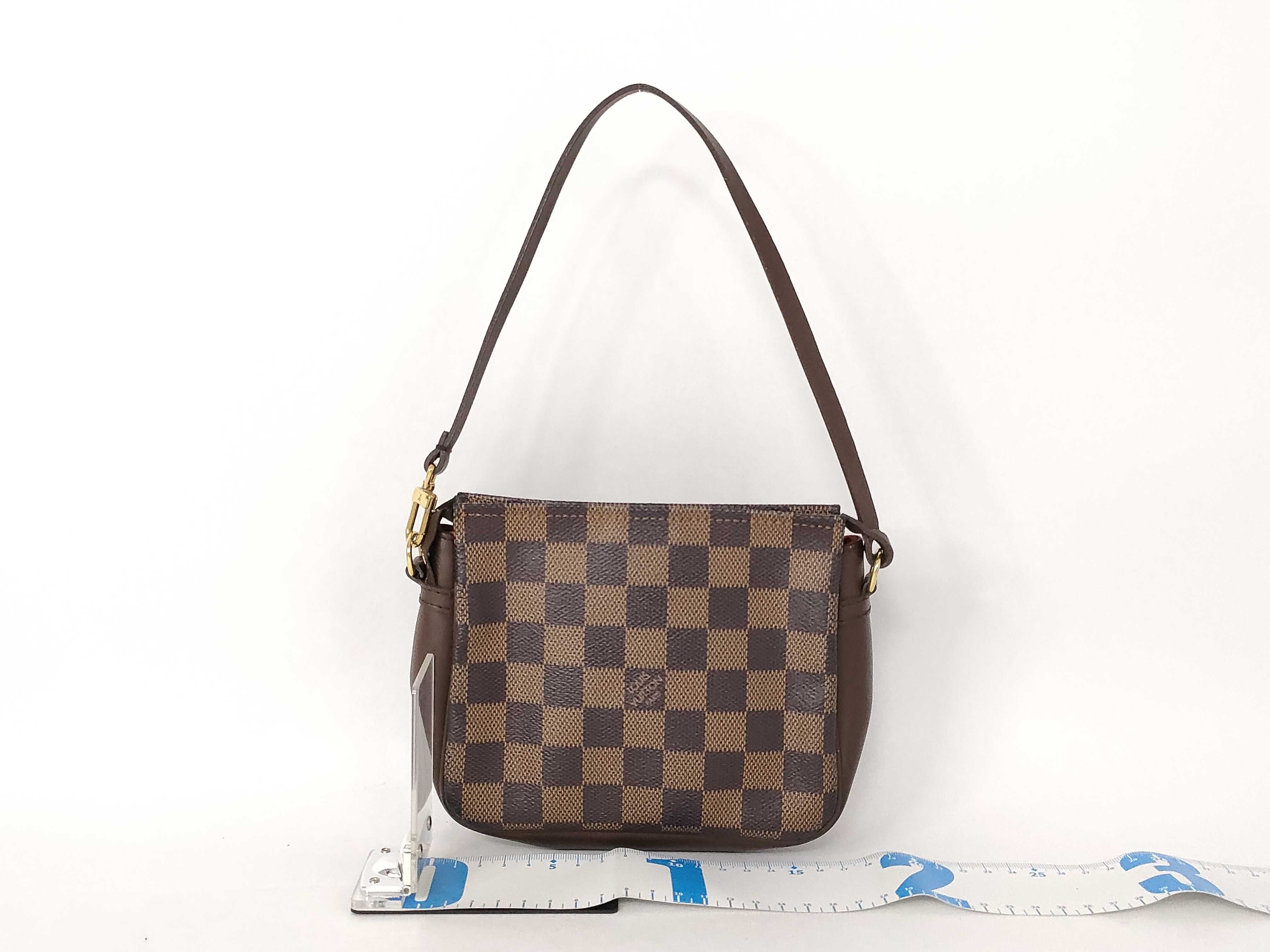 Damier Louis Vuitton Damier Truth Makeup N51982 Pouch — view 2