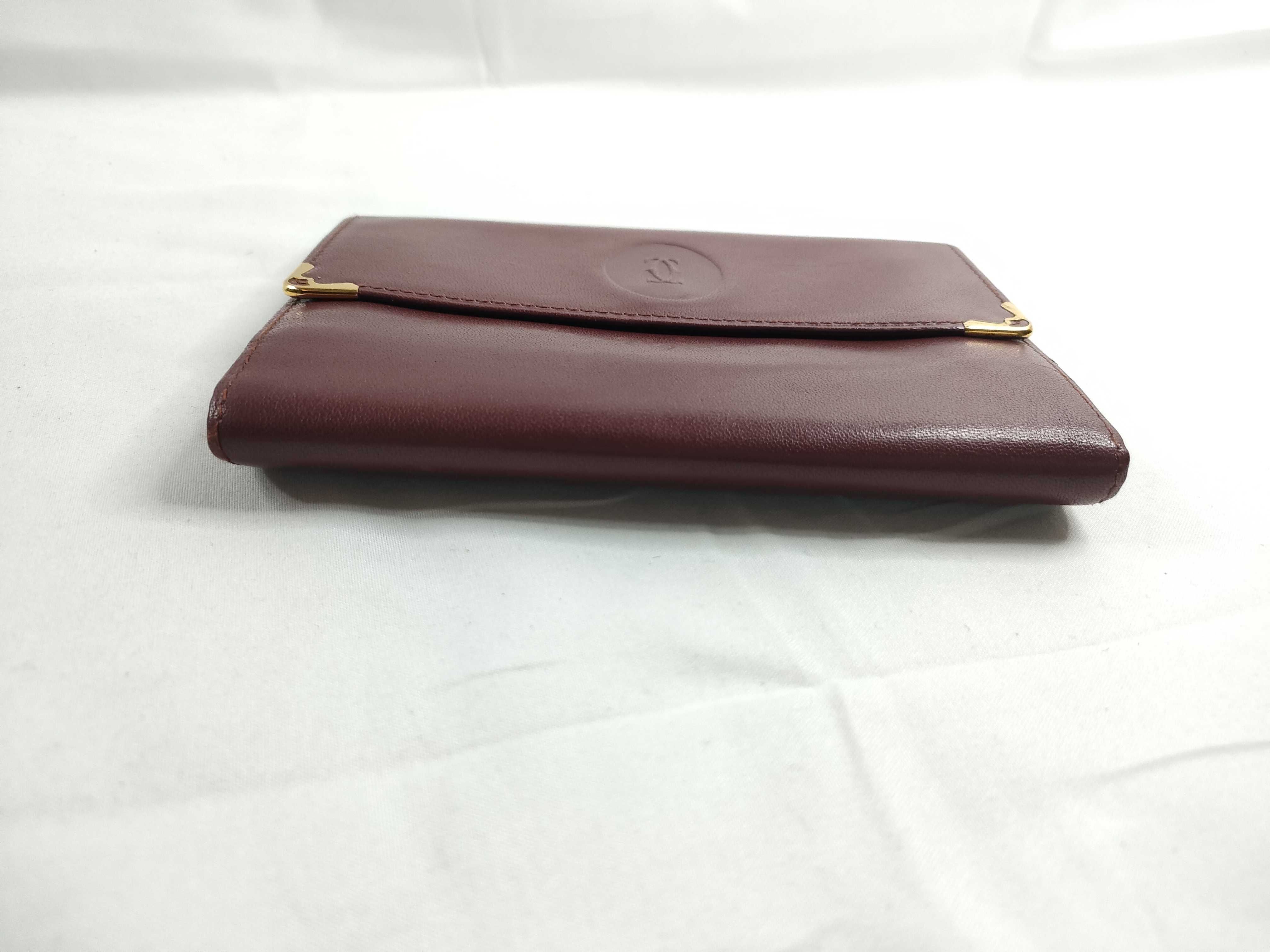 Must line leather wallet. — view 6