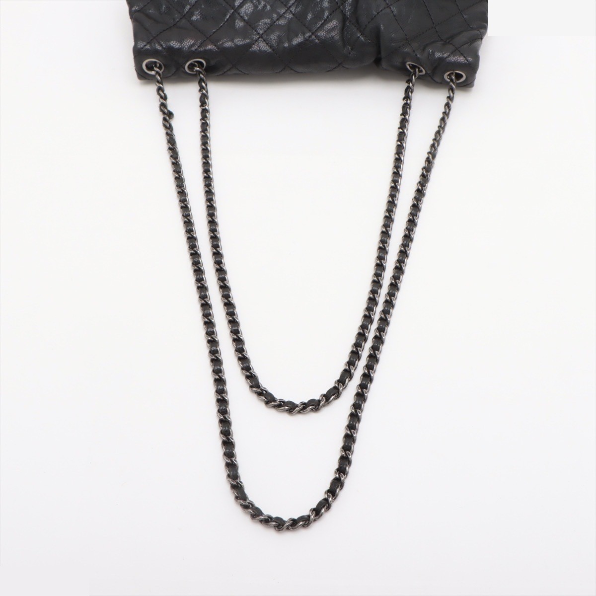 Matelassé Caviar Skin Single Flap Double Chain Bag — view 5