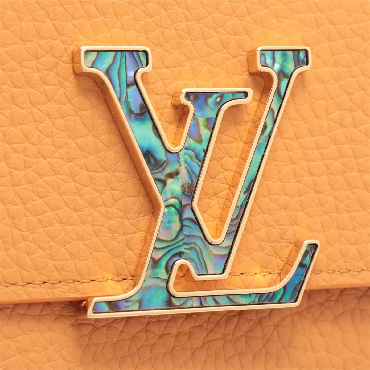 Taurillon Portefeuille Capucines Compact M81669 Saffron Compact Wallet with Initials RFID Reactive — view 9
