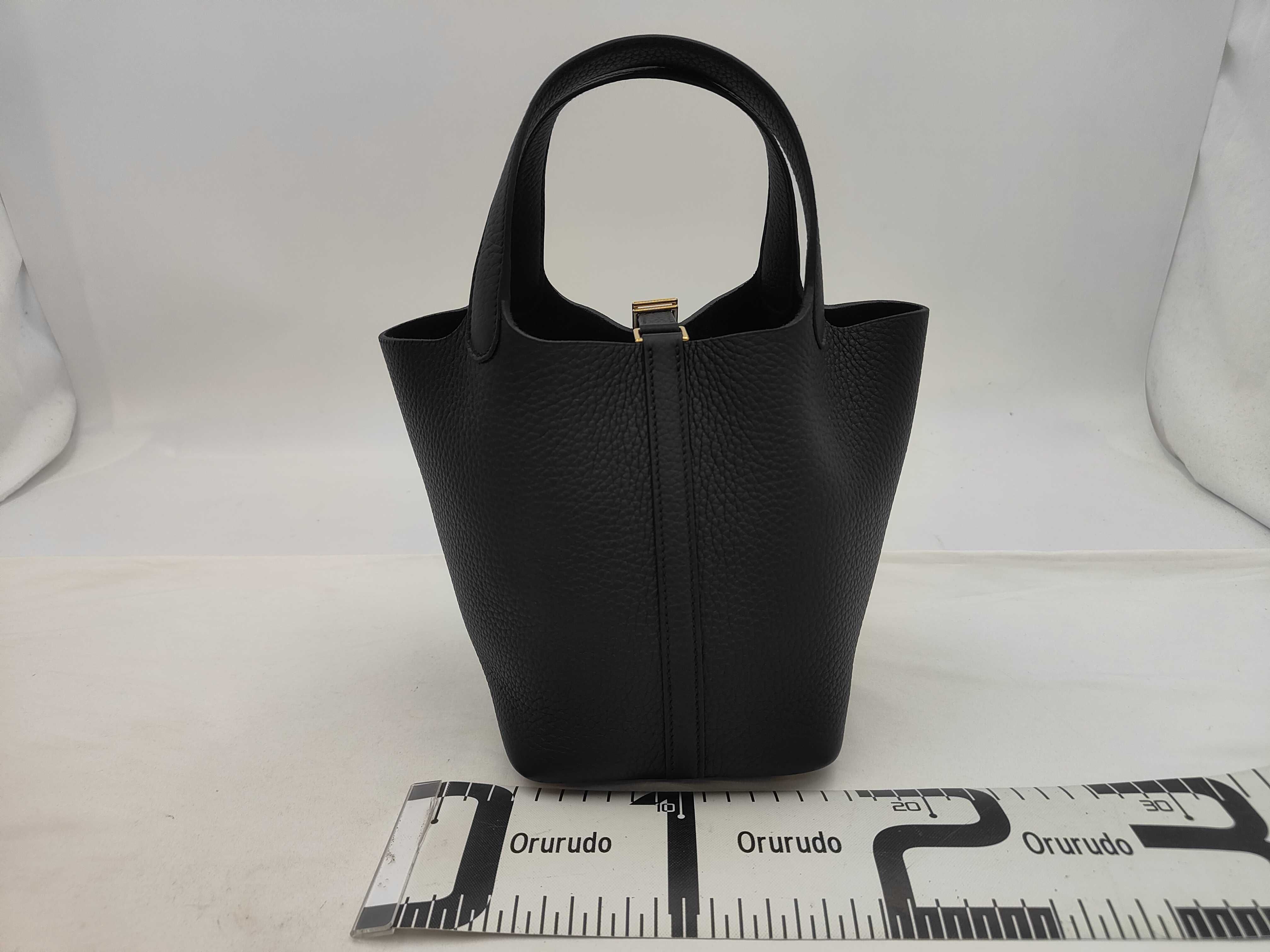 Picotin Lock 18 PM Taurillon Clemence Leather Handbag, Black with Gold Hardware, G Stamp — view 2