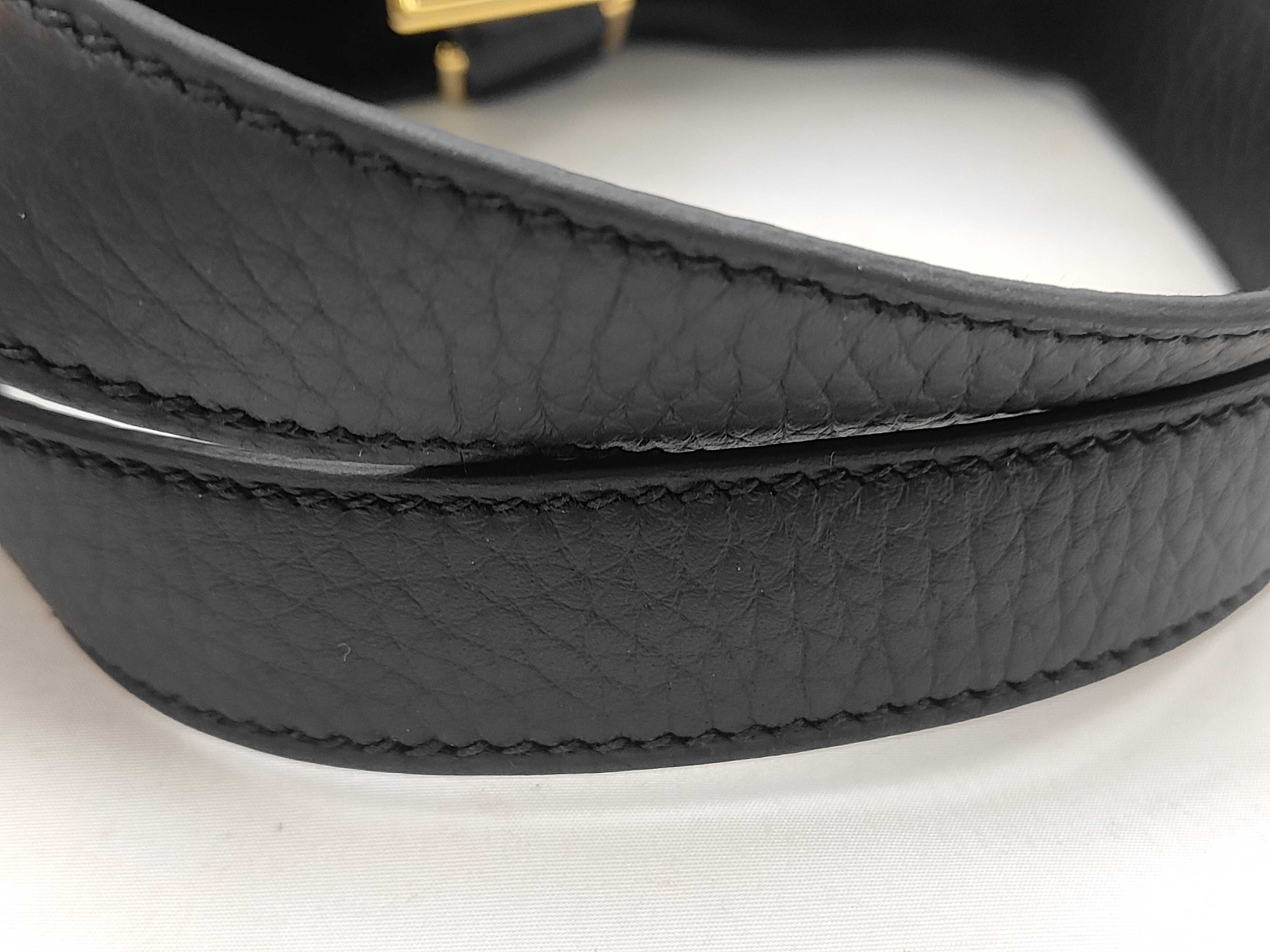 Picotin Lock 18 PM Taurillon Clemence Leather Handbag, Black with Gold Hardware, G Stamp — view 4