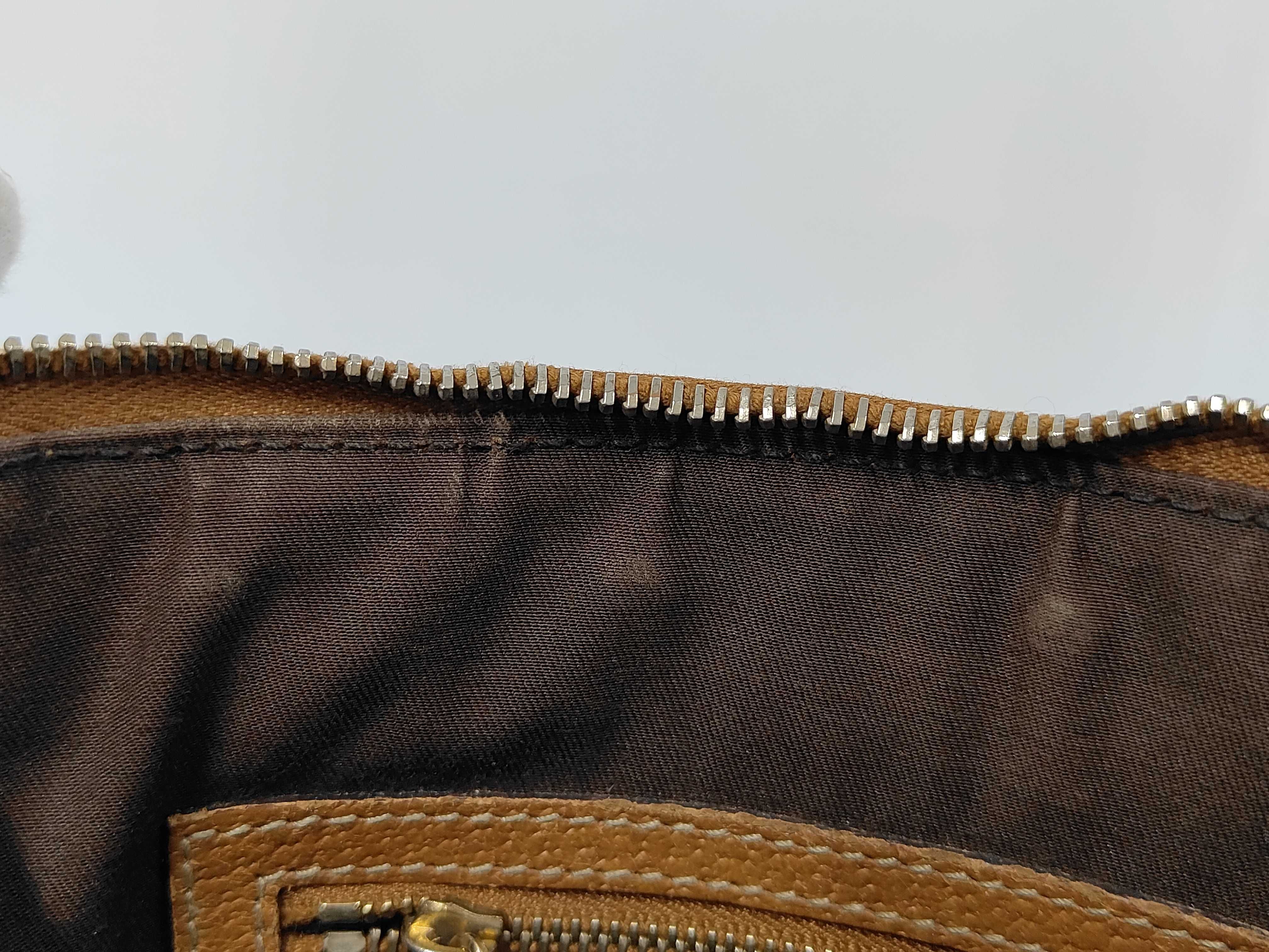 GG Canvas Studded Shoulder Bag — view 10
