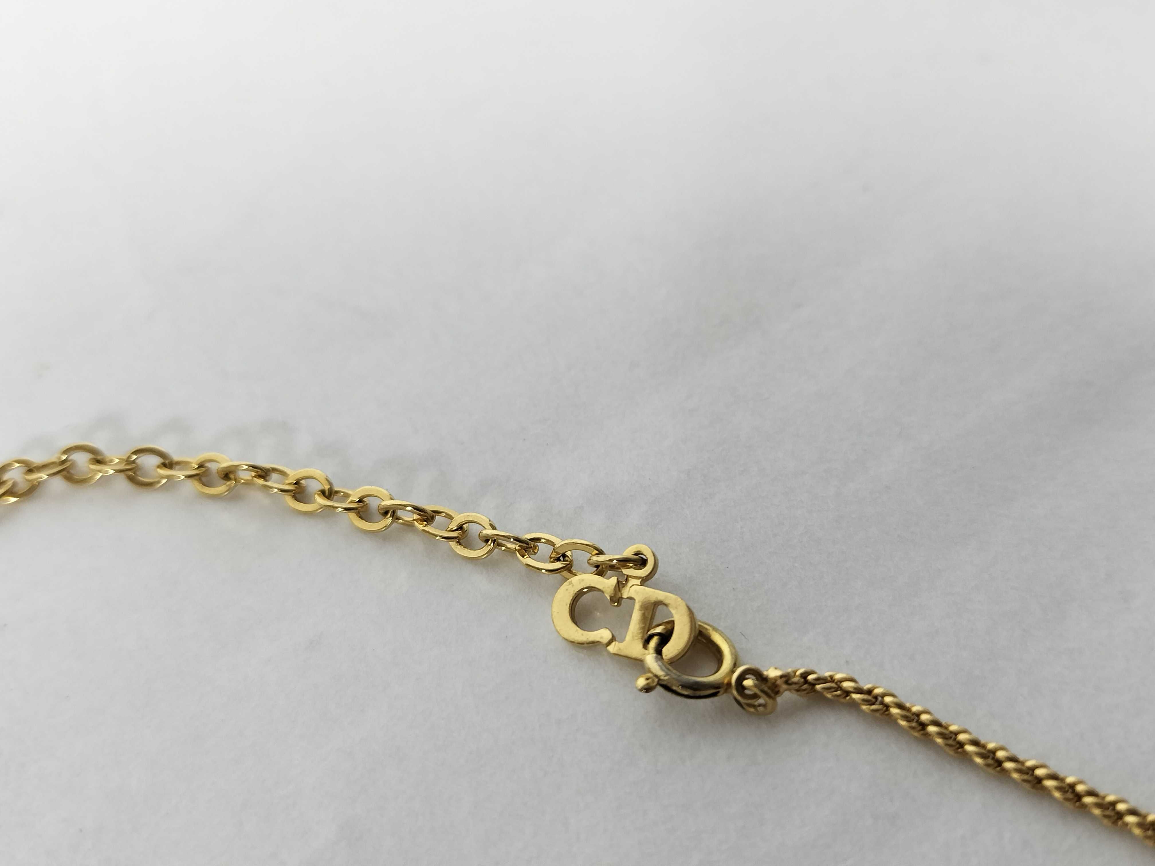 Christian necklace, gold necklace — view 4