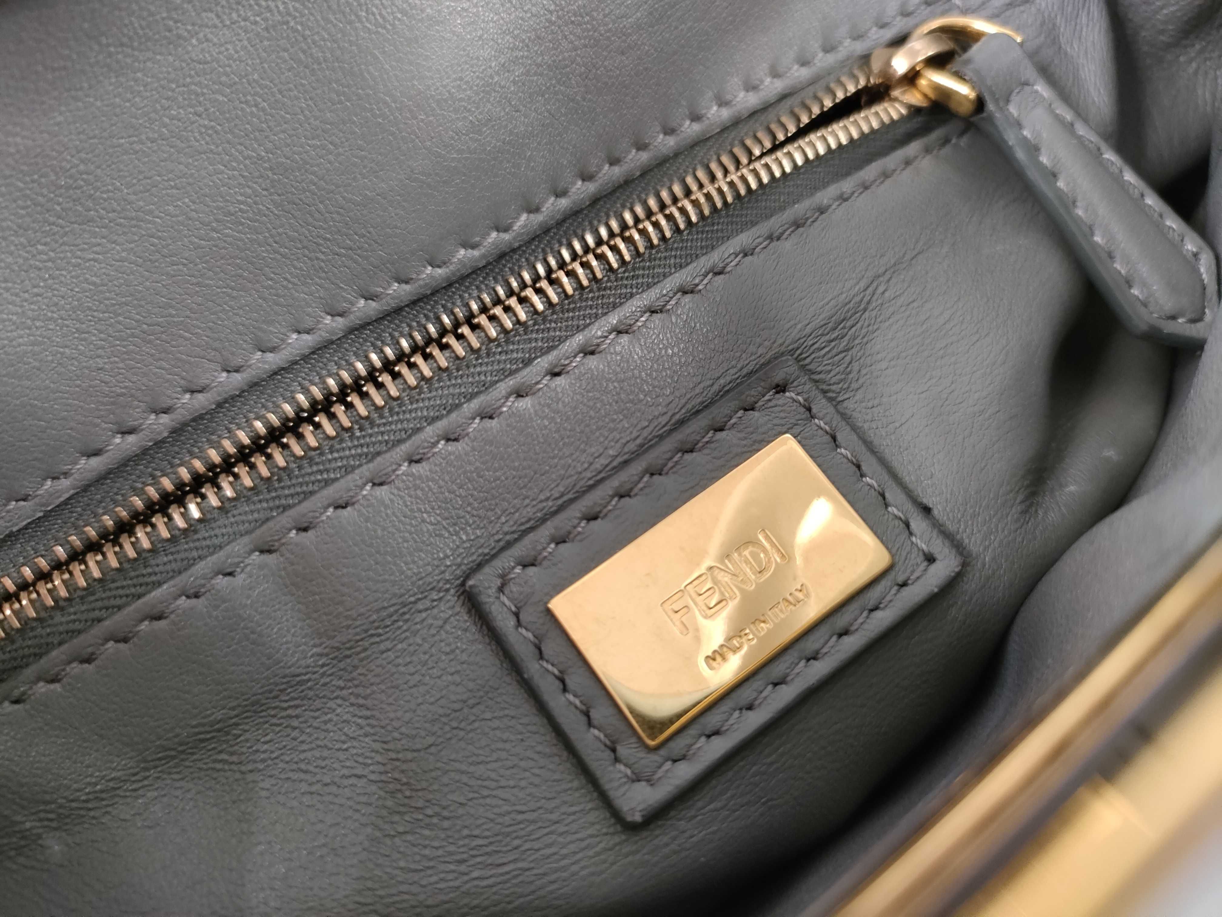 handbag — view 11