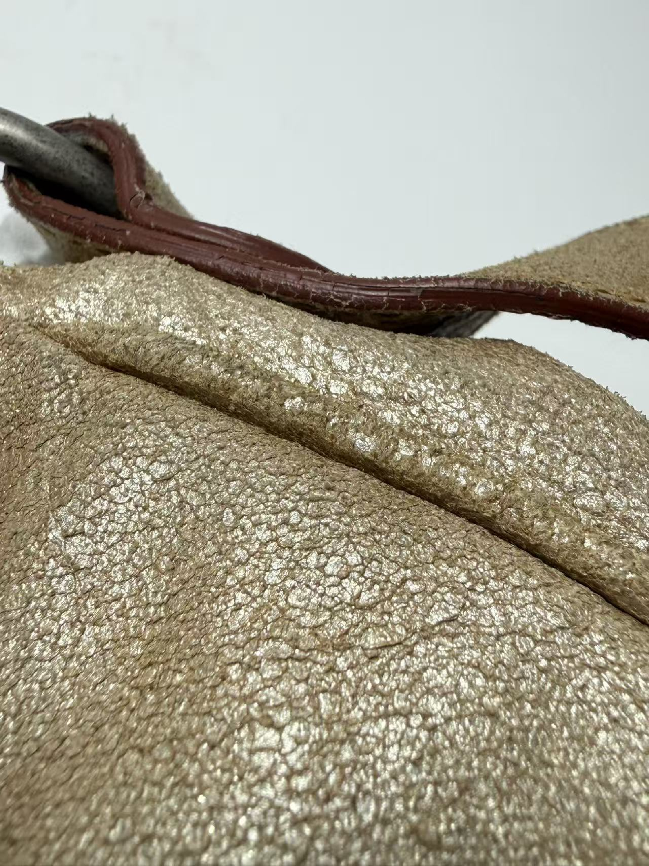 Gaucho Saddle Cowhide Shoulder Bag — view 15