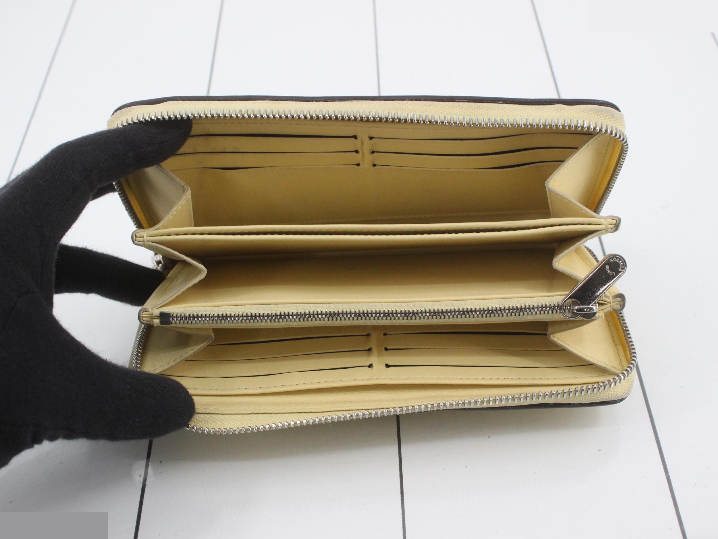 Zippy Wallet — view 4