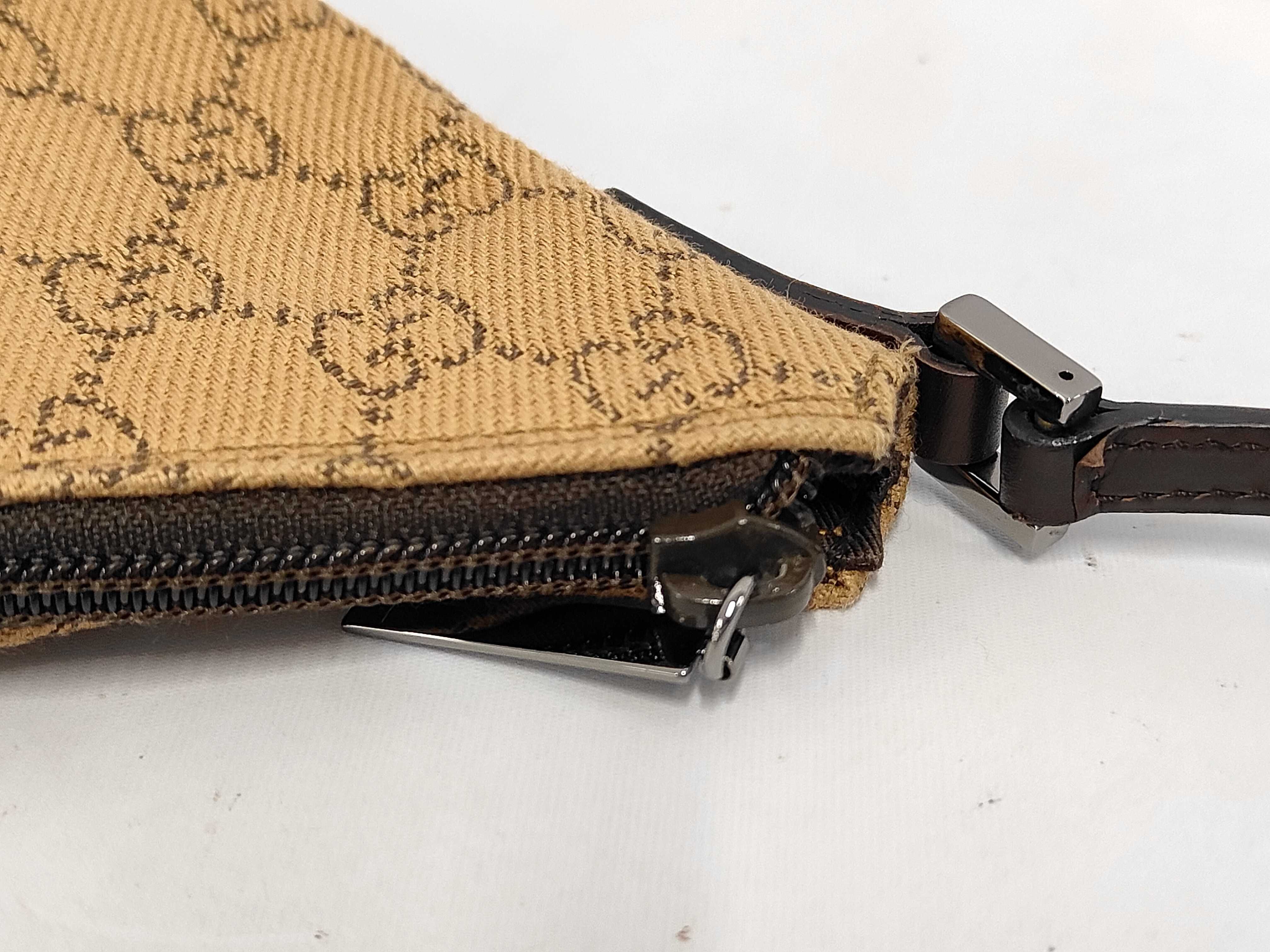 GG Canvas Gucci 32160 Hand Pouch One Shoulder Bag — view 7