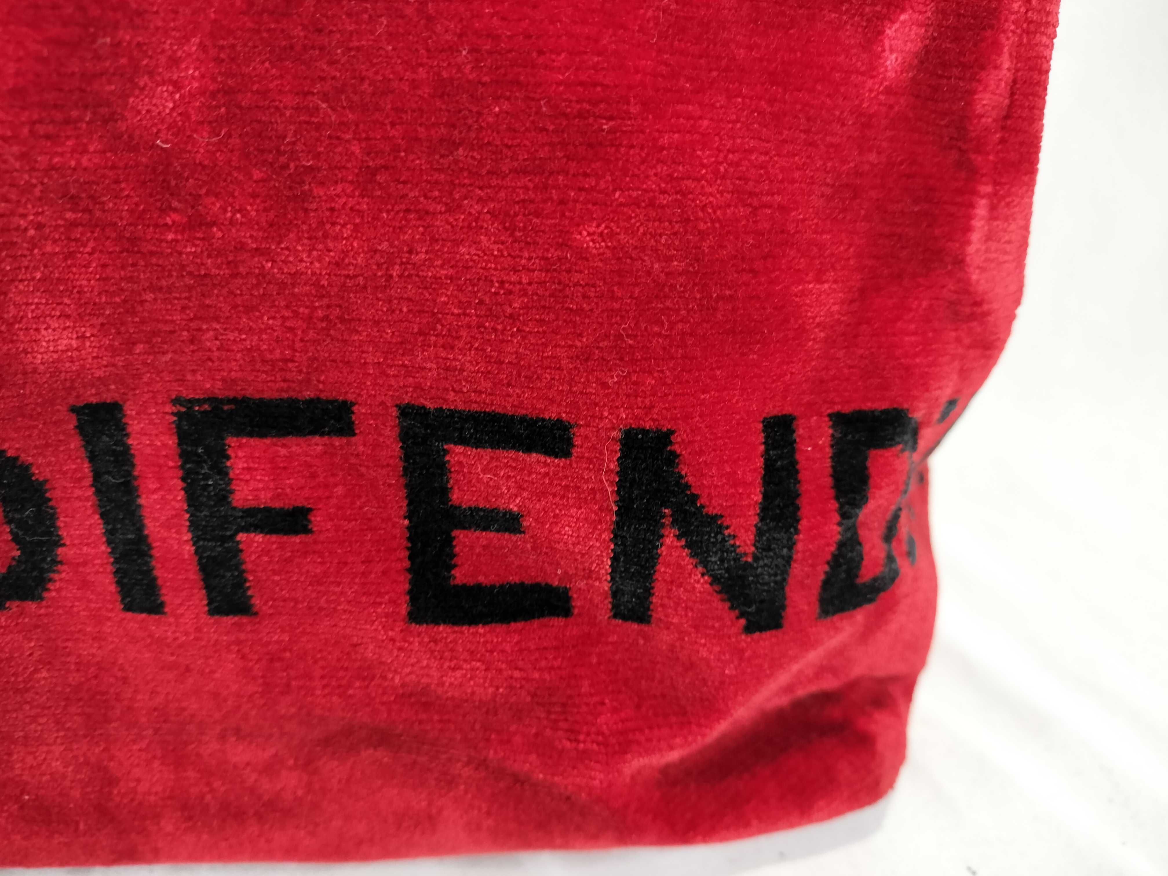 Logo Line Tote Bag / Pile Handbag — view 2