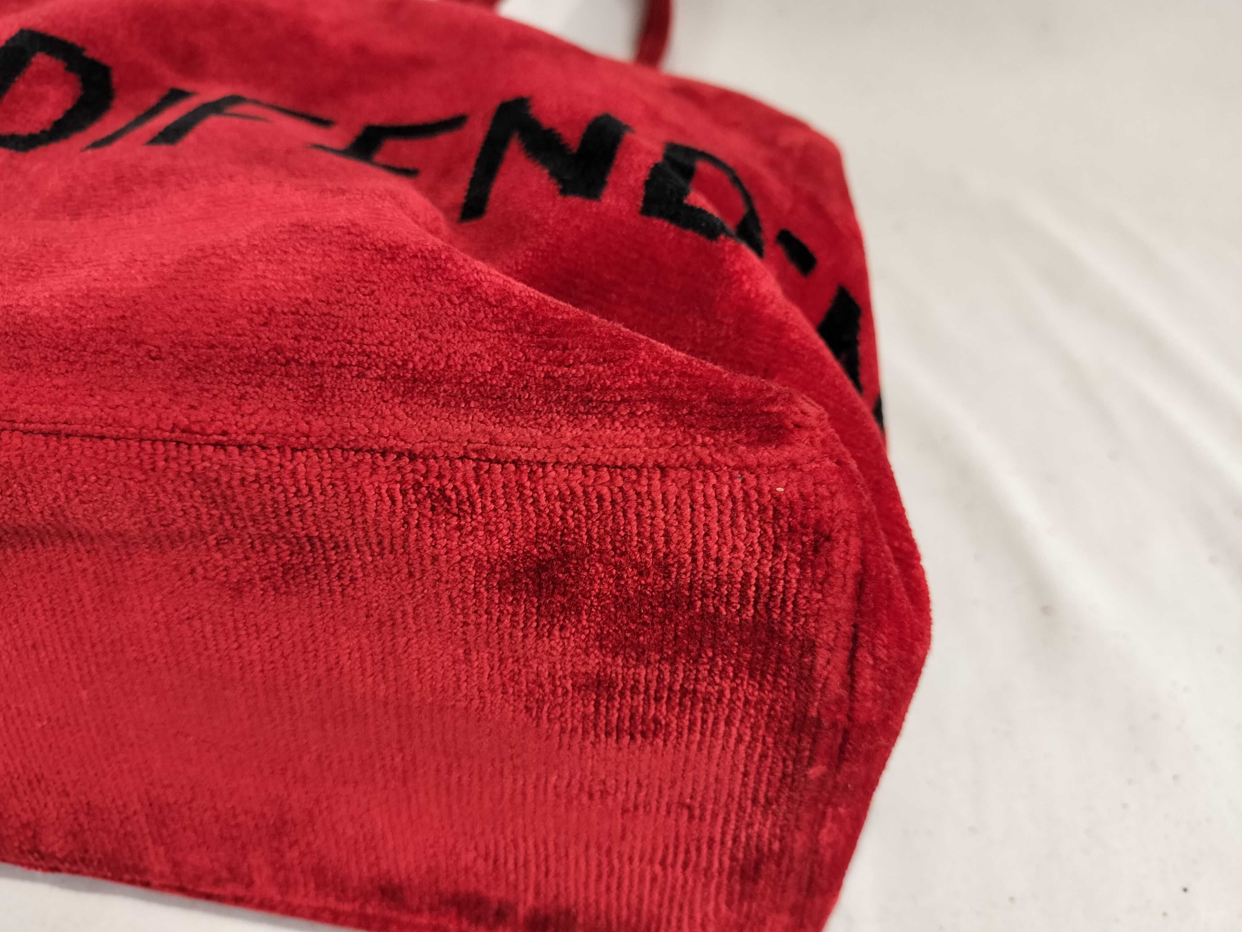 Logo Line Tote Bag / Pile Handbag — view 7