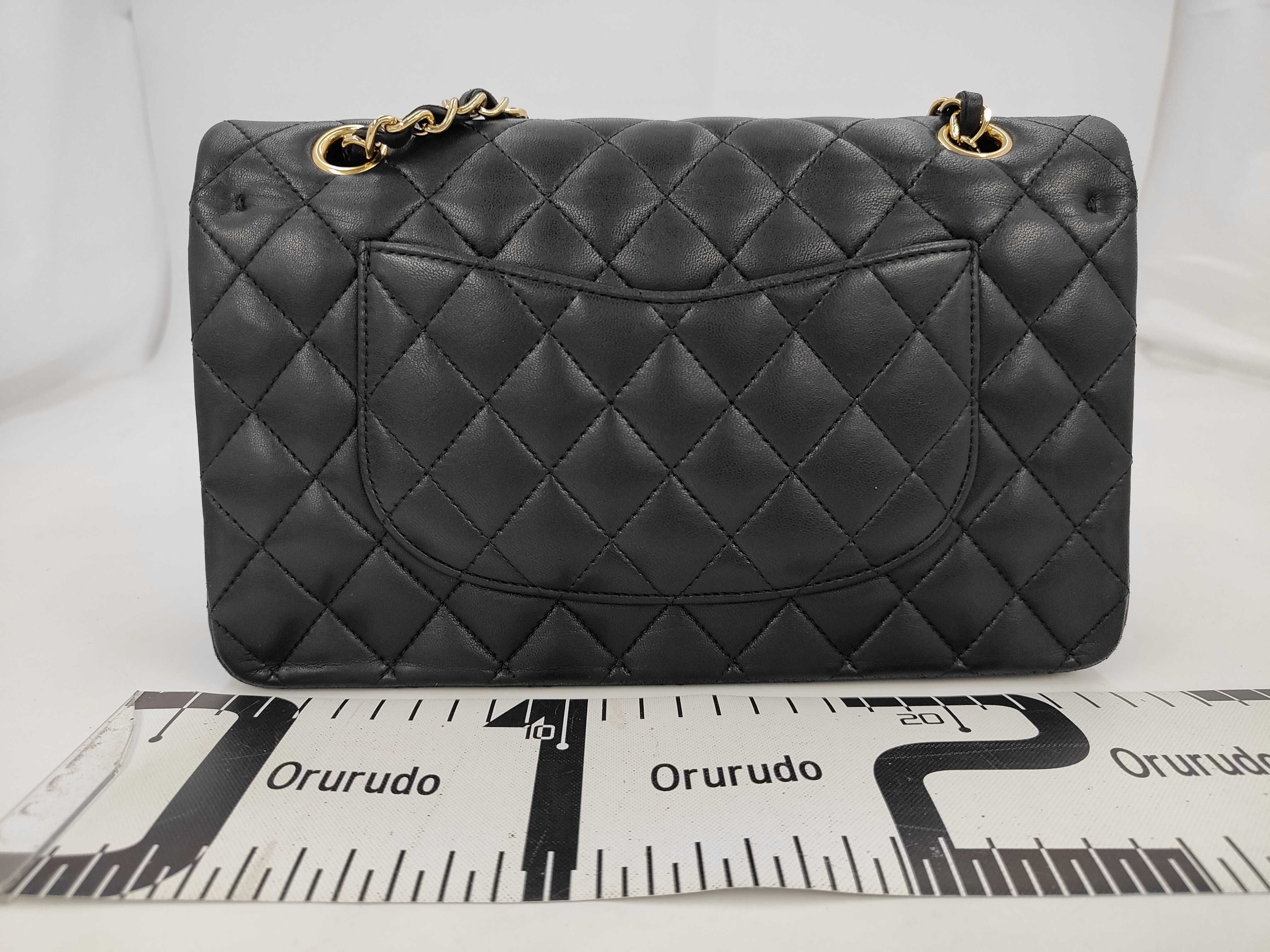 Matelassé 25 Double Flap Double Chain Lambskin Shoulder Bag — view 2