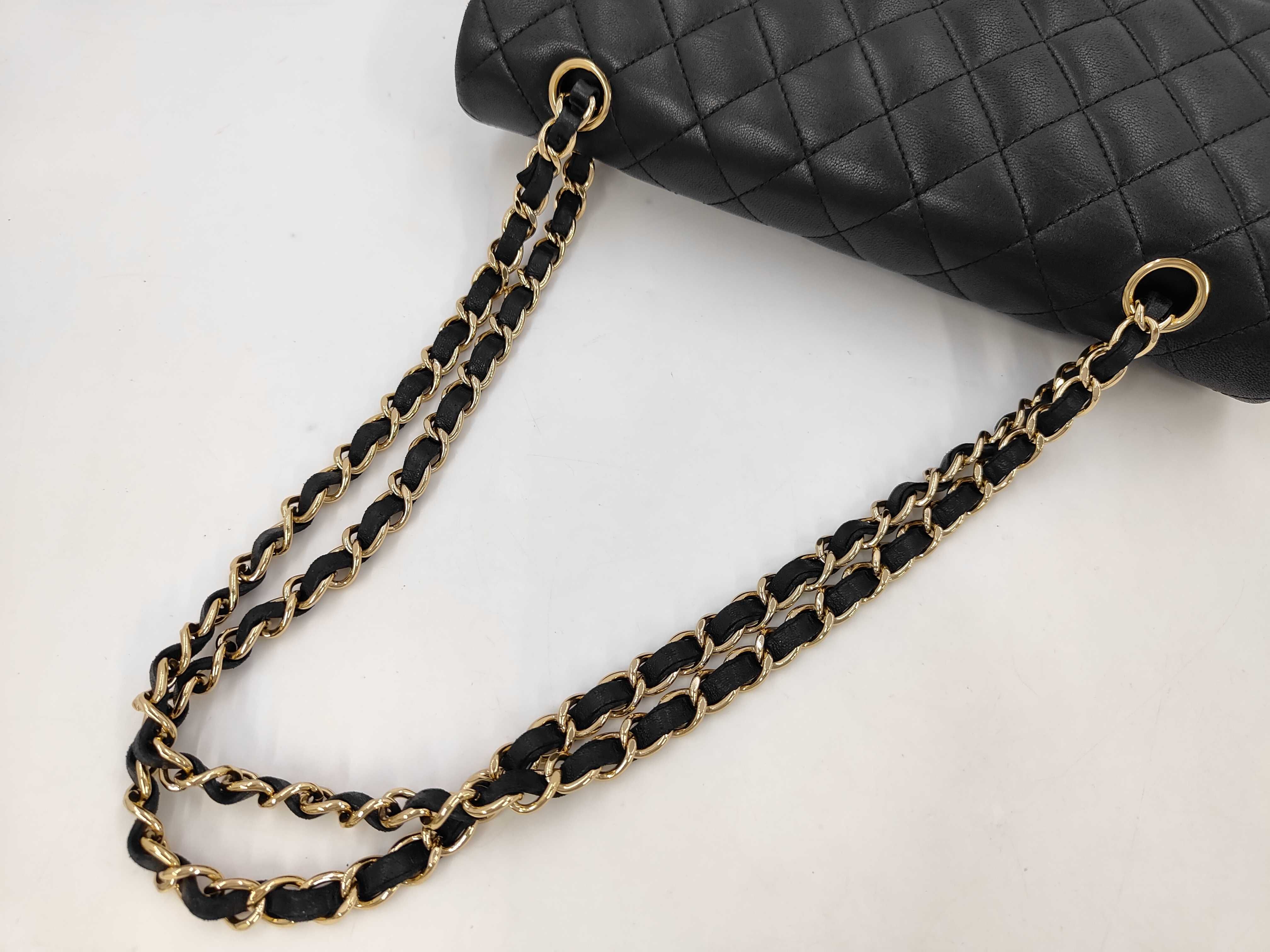 Matelassé 25 Double Flap Double Chain Lambskin Shoulder Bag — view 5