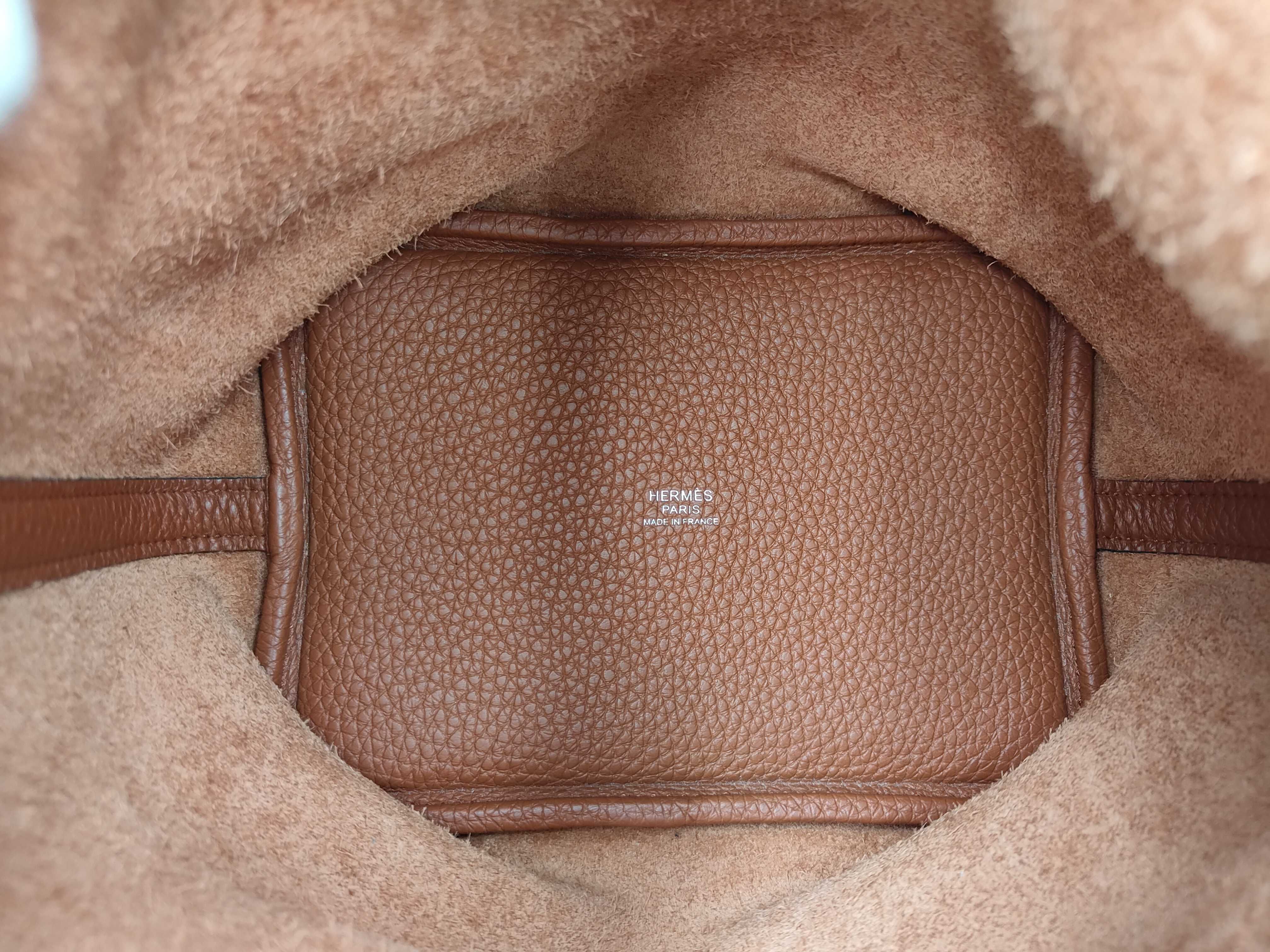 Picotin Lock 18 [Stamped] U Handbag — view 9