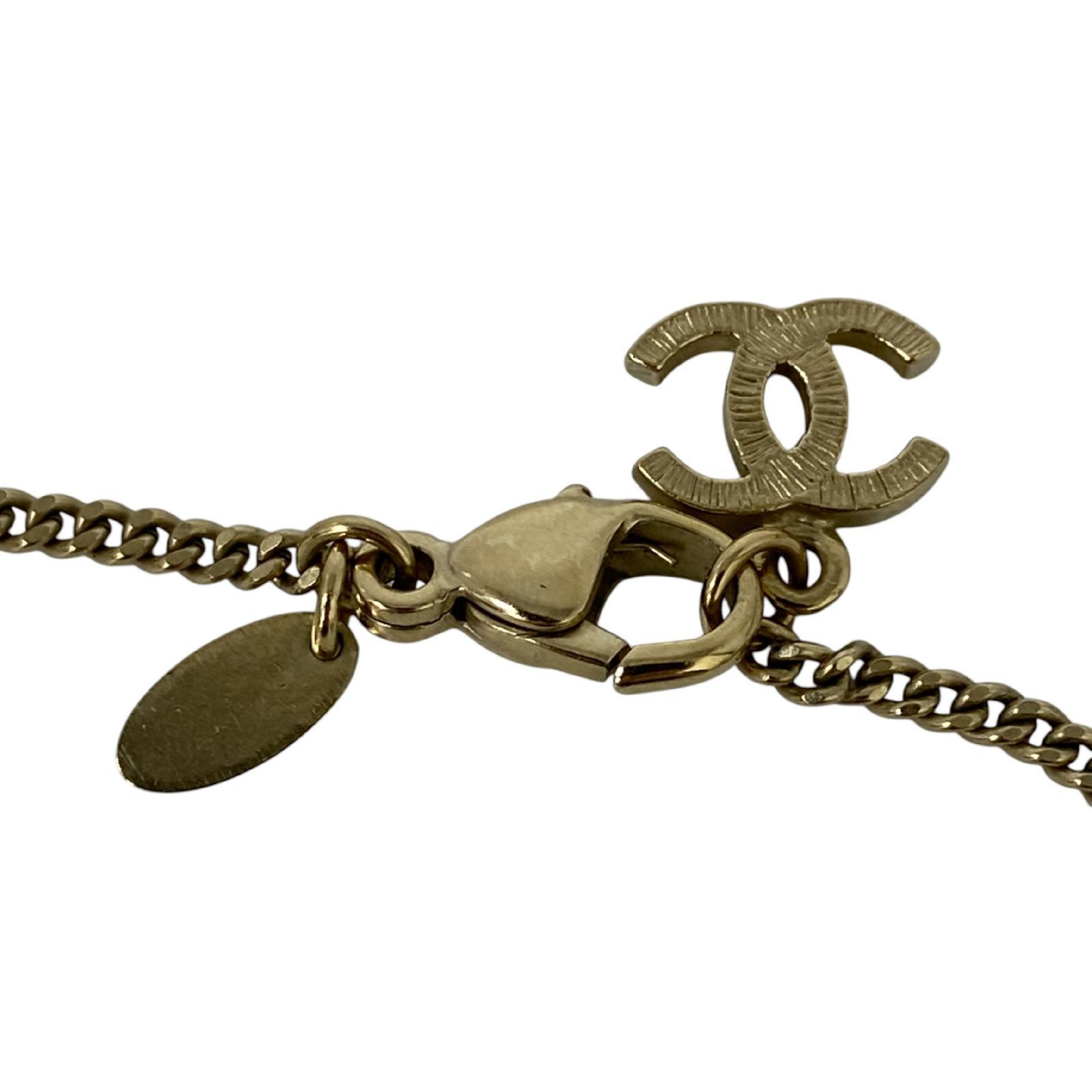 【*Shipped from: Hong Kong*】CHANEL Gold-colored Metal/Faux Pearl Heart Charm Necklace 09C Necklace — view 9