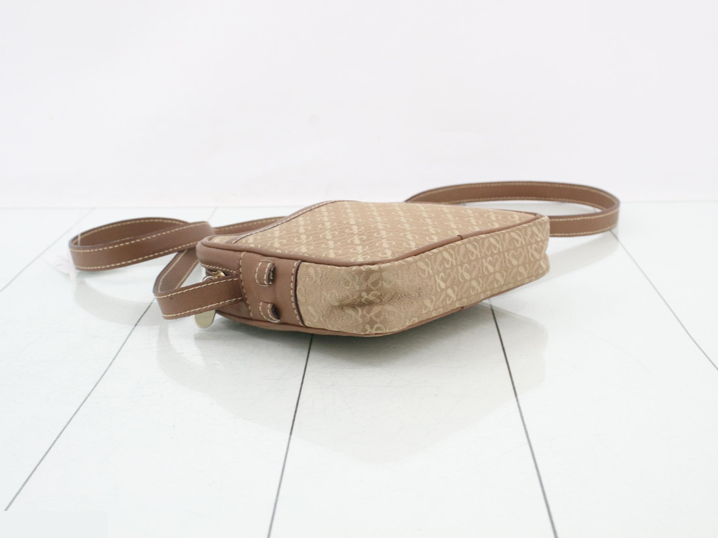 Other lines: Bags & Shoulder Bags, Anagram Pattern, Canvas, Brown — view 5