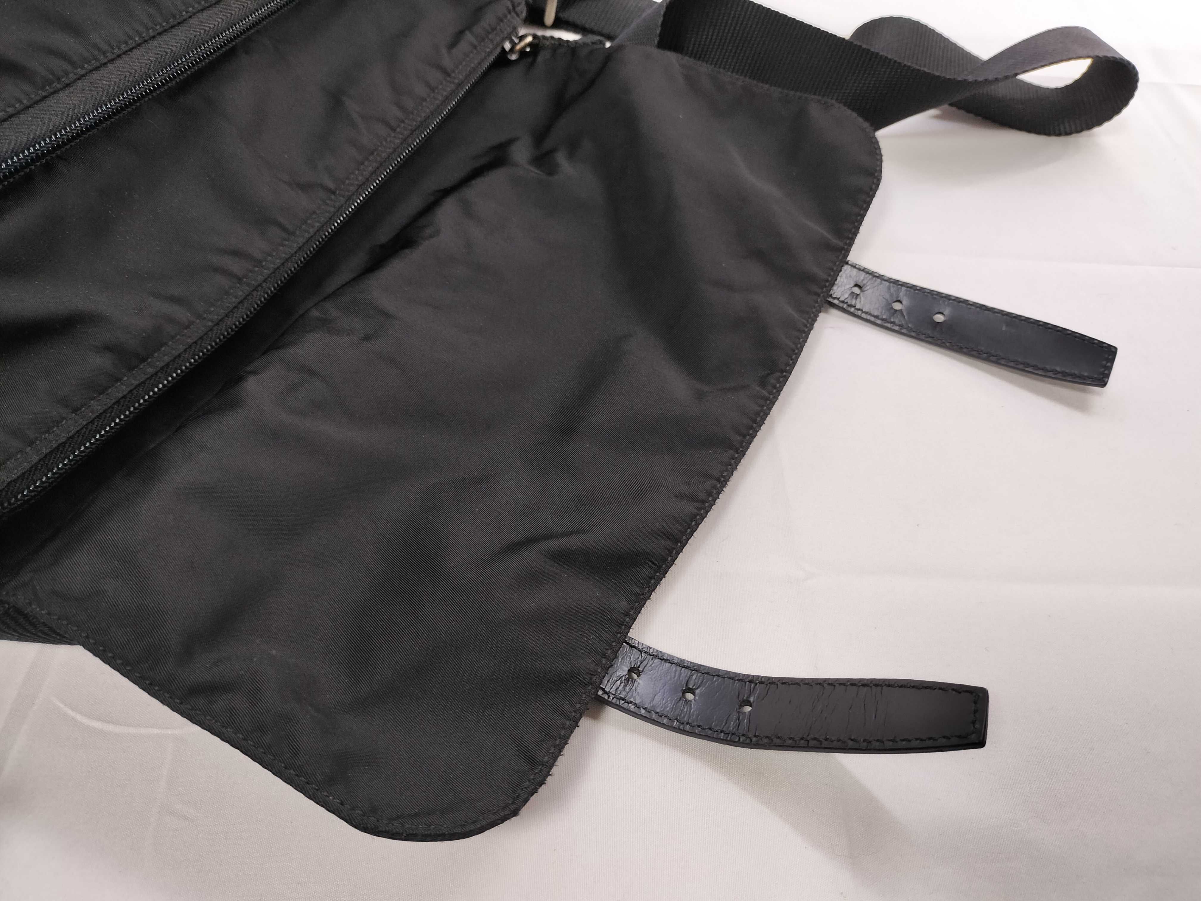 Nylon Messenger Bag Shoulder Bag — view 8