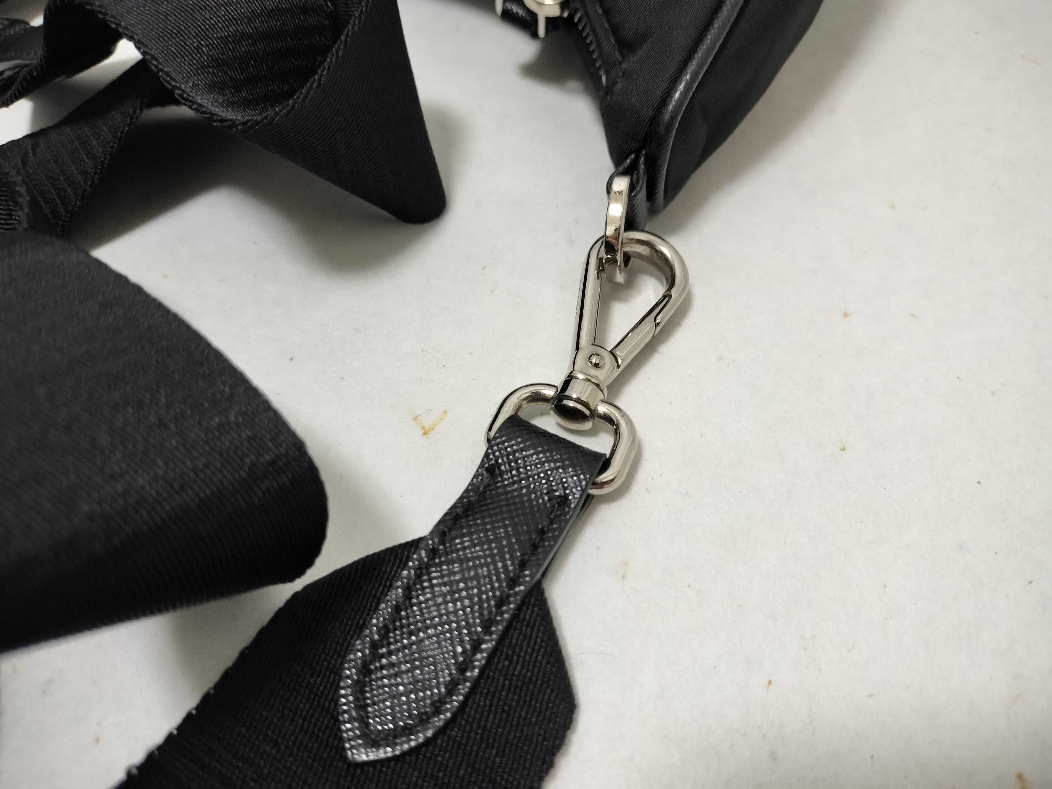 Re Nylon x Leather Shoulder Bag with White Tag — view 5