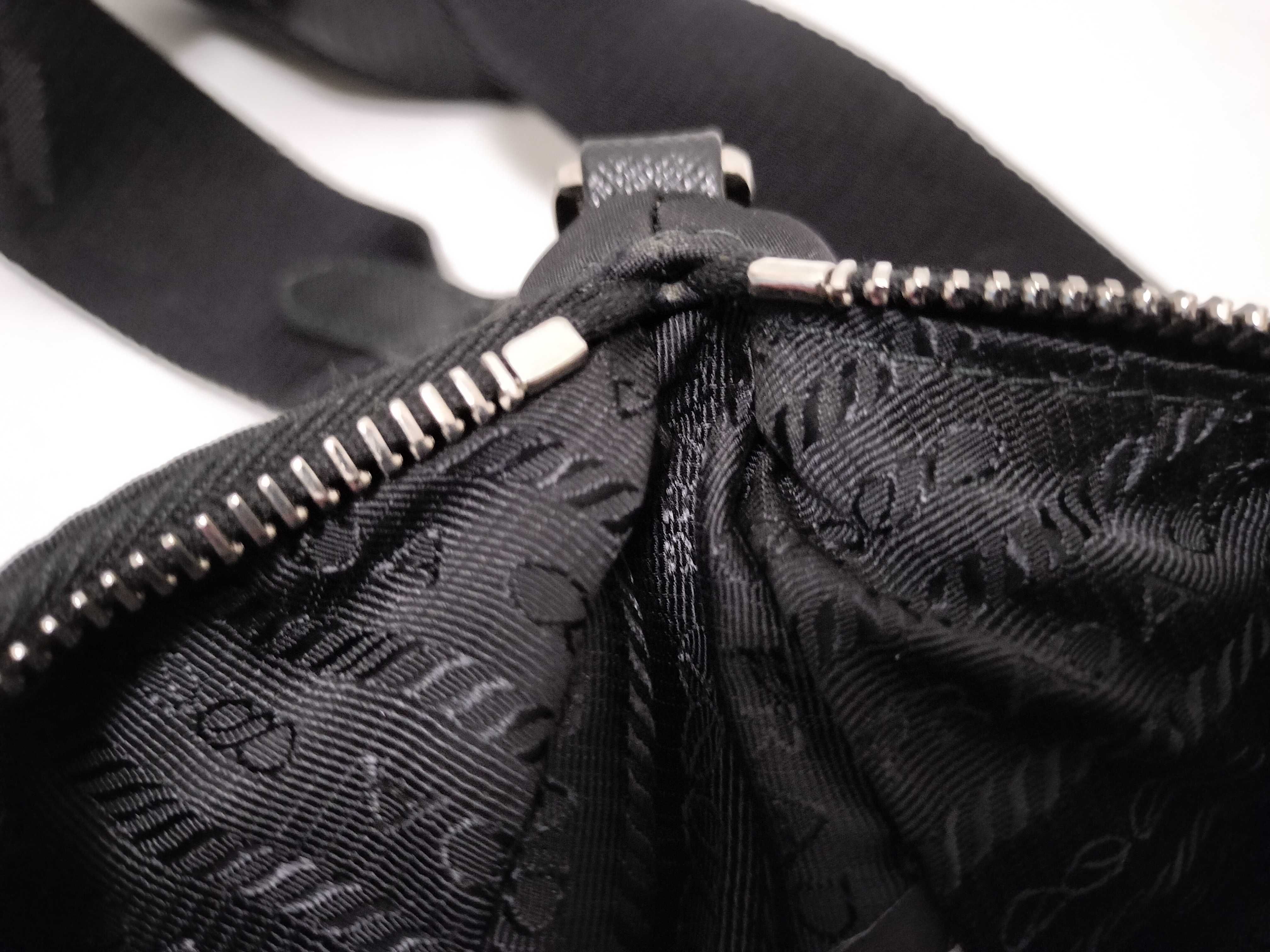 Re Nylon x Leather Shoulder Bag with White Tag — view 8