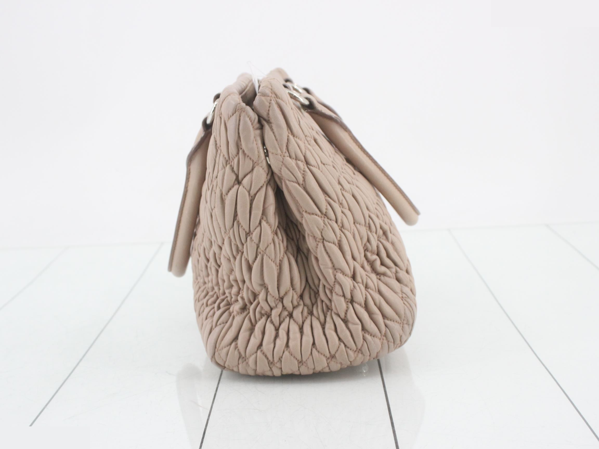 Matelassé (bag) - handbag — view 4