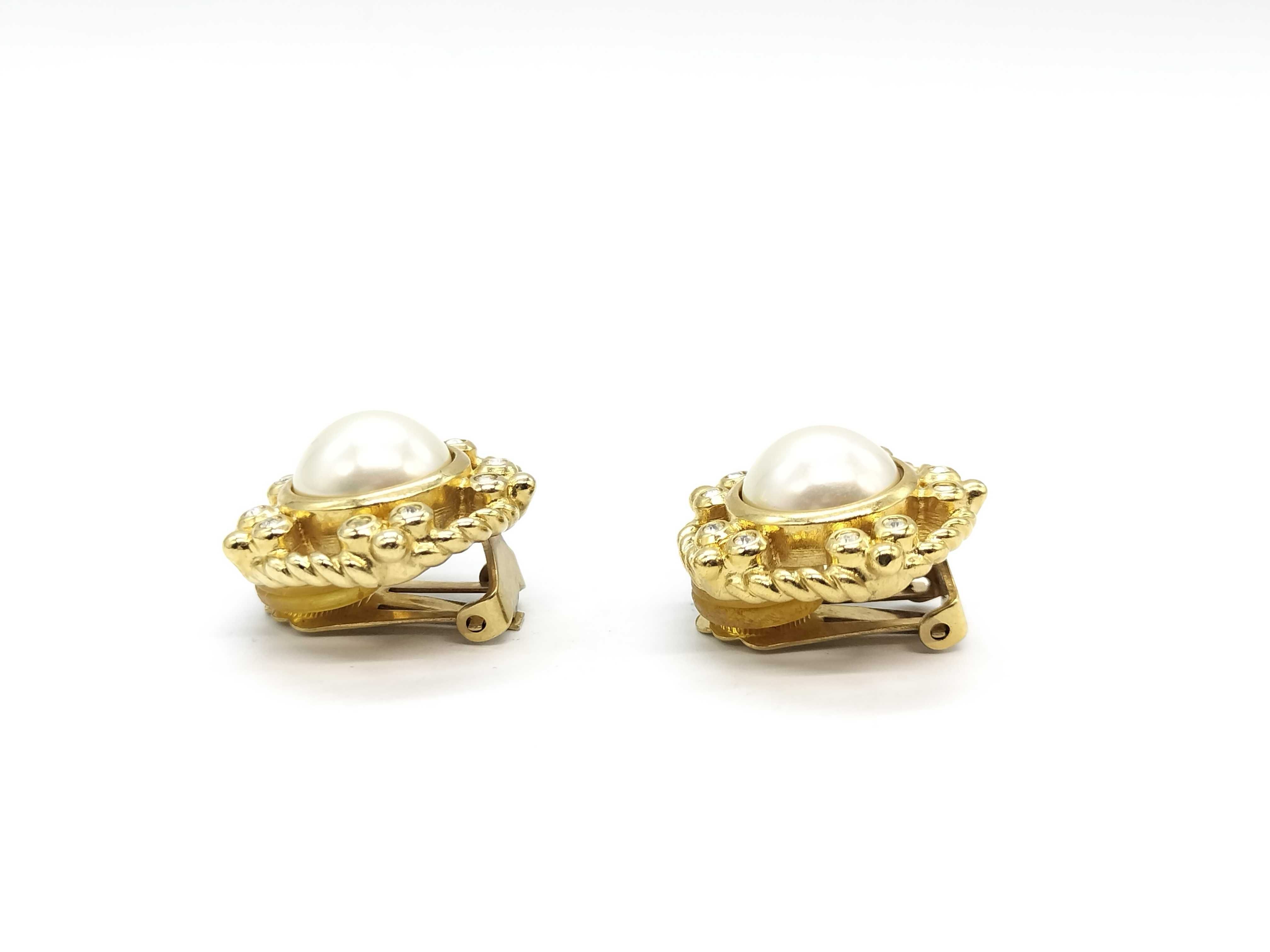 Earrings Vintage Rhinestone/Faux Pearl/Surface Earrings — view 2