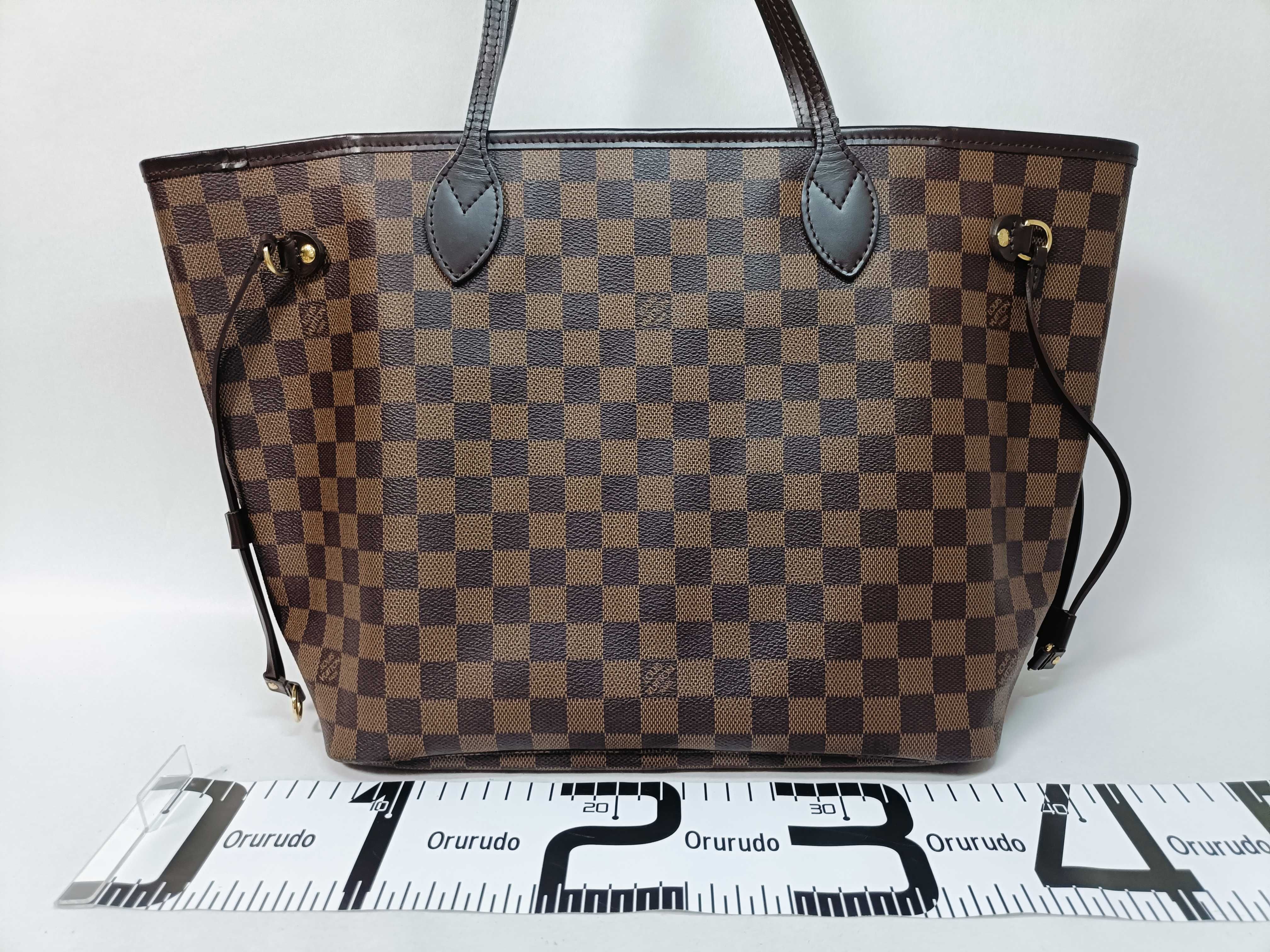 Damier N51105 Neverfull MM Tote Bag — view 2