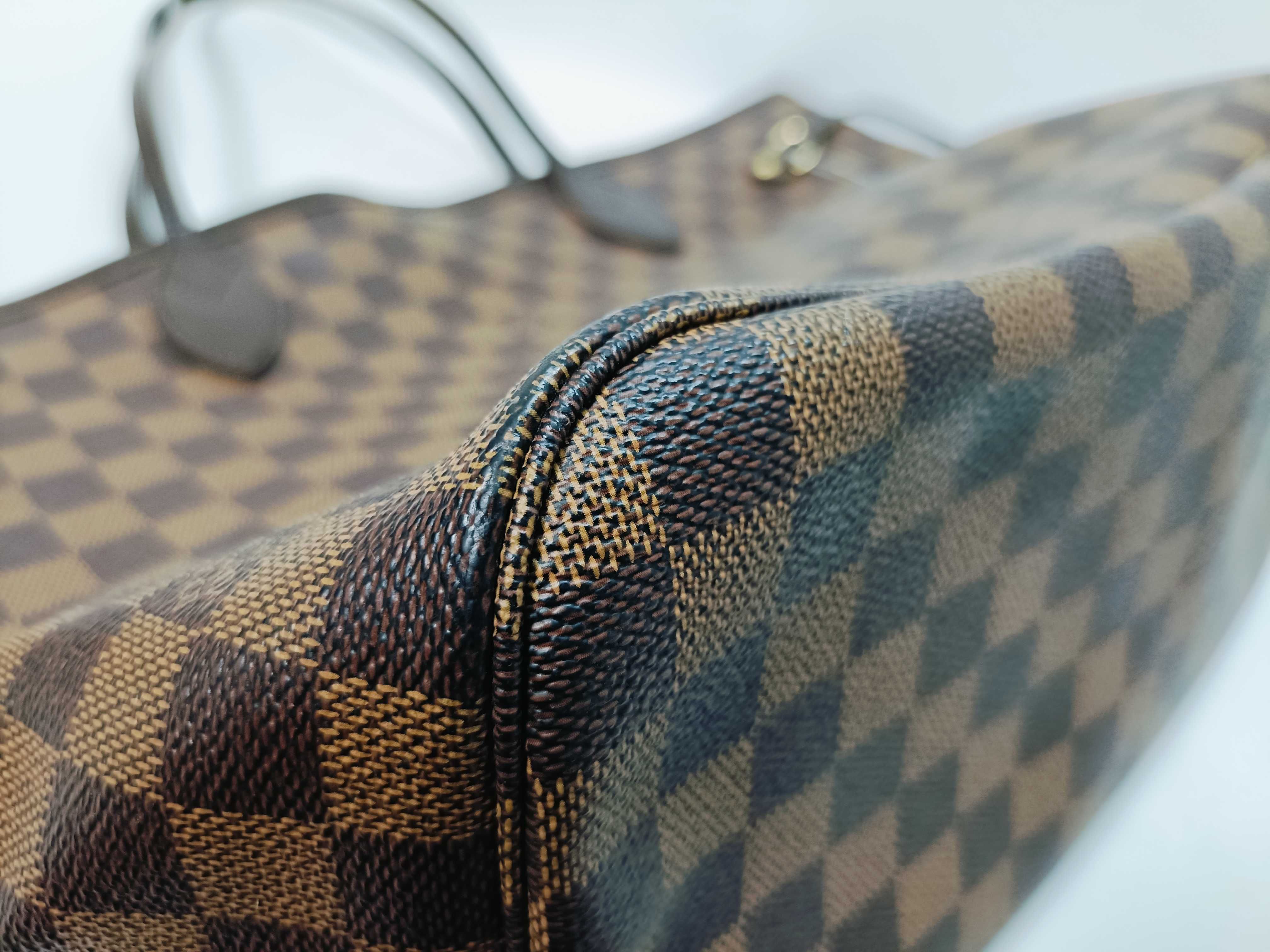 Damier N51105 Neverfull MM Tote Bag — view 6
