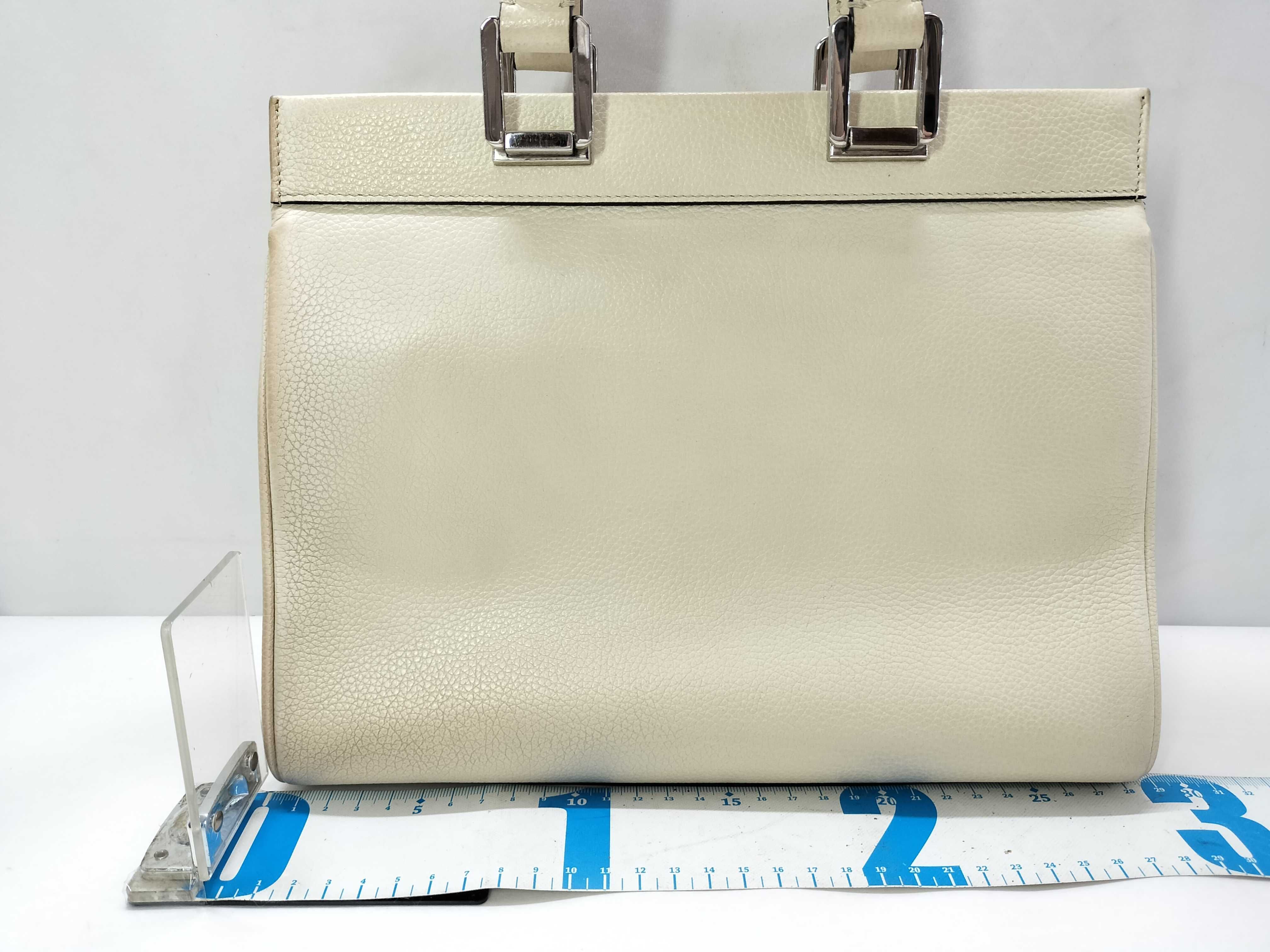 handbag — view 2