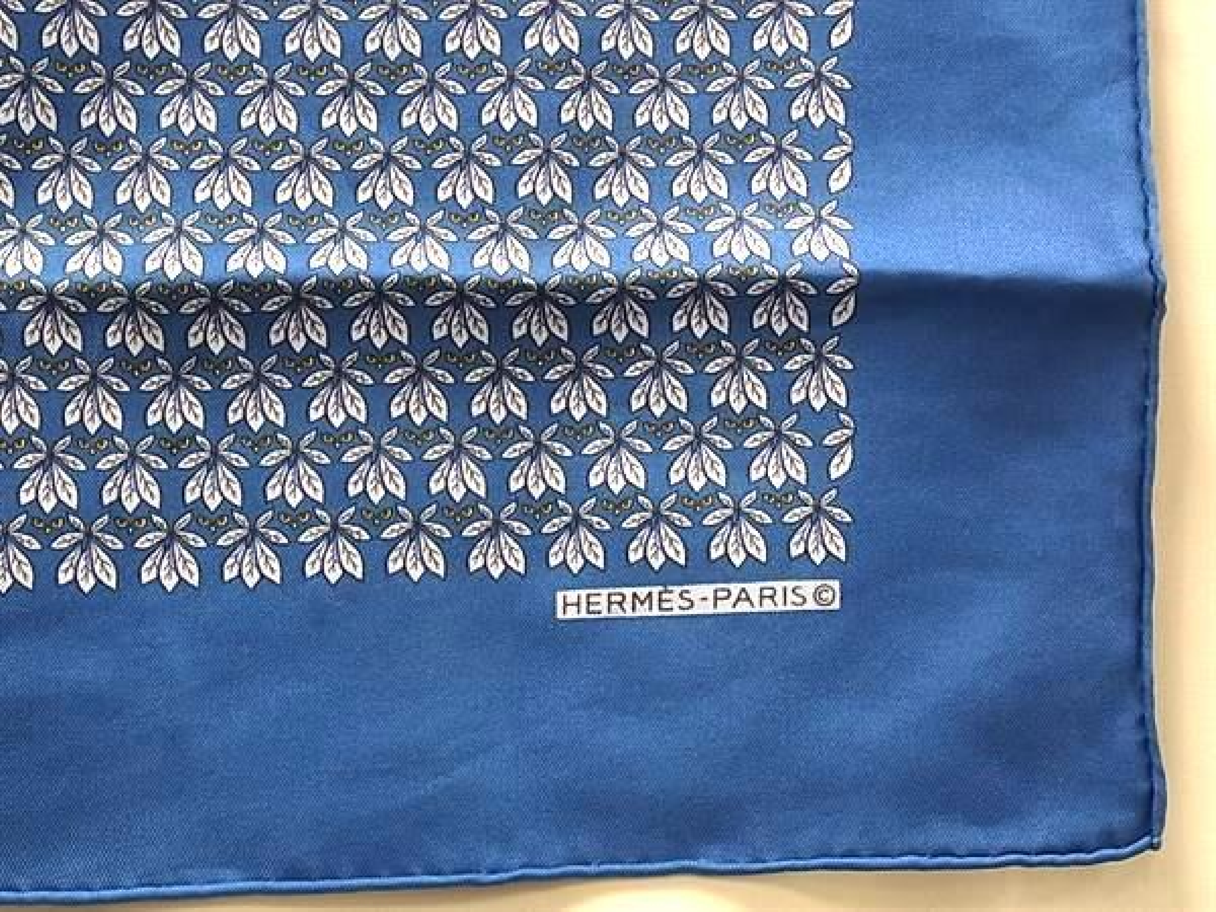 Carre 45 Petit Carre Gavroche 100% Silk Handkerchief Pocket Square Blue FX8889 Other Accessories — view 3
