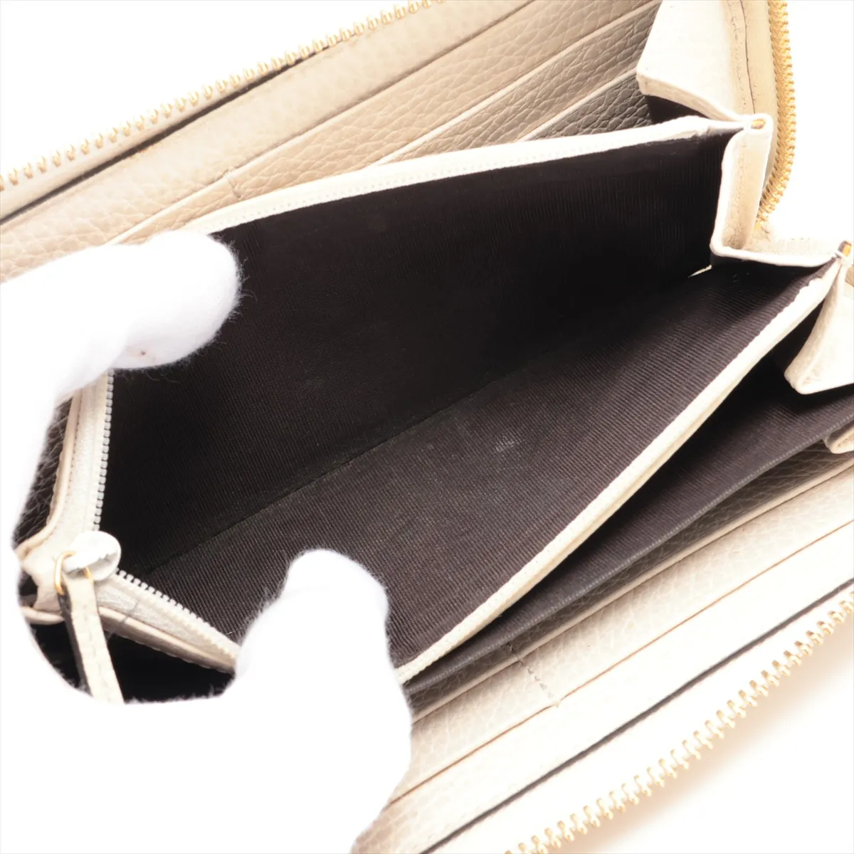 GG Marmont 456117 Leather Round Zip Wallet White — view 7