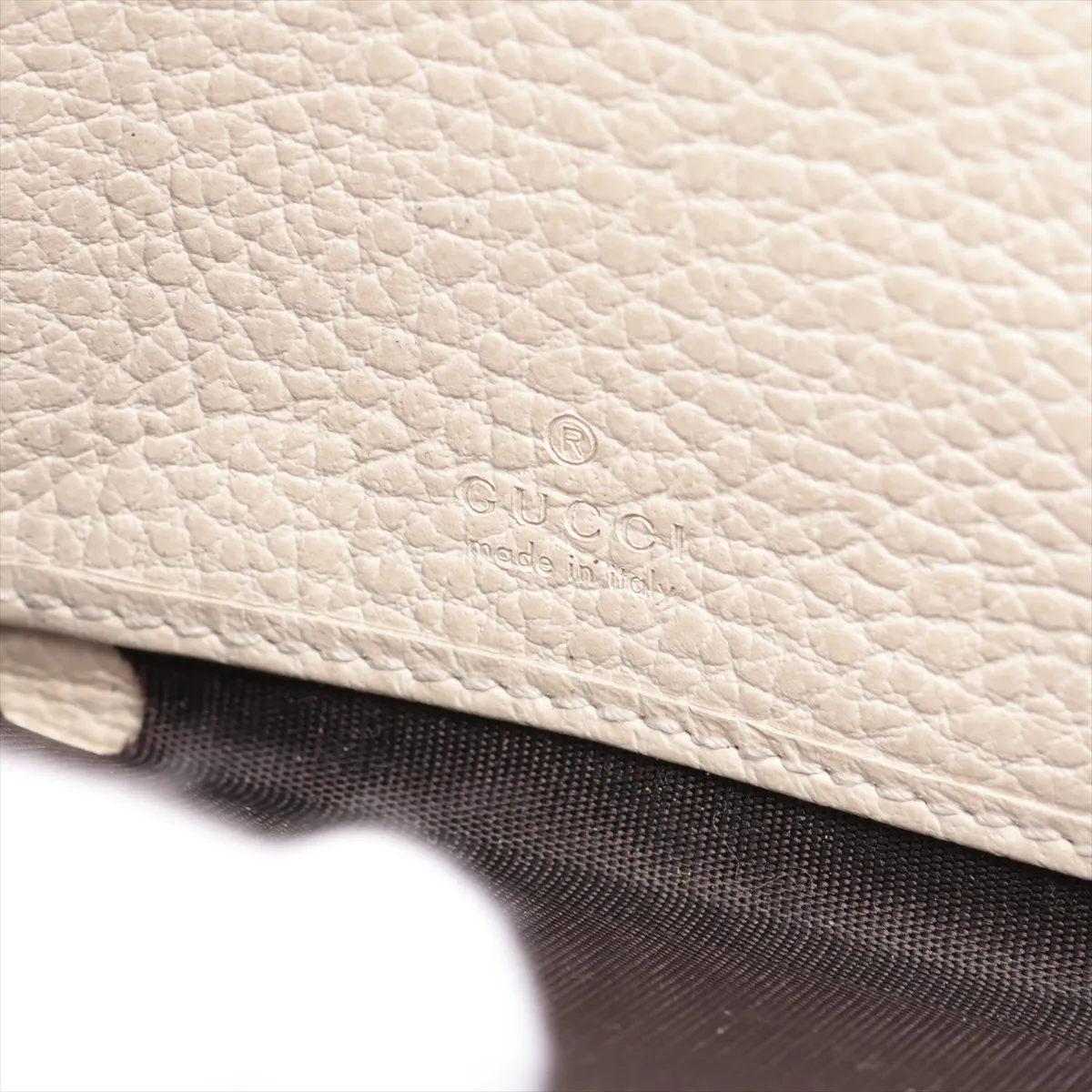 GG Marmont 456117 Leather Round Zip Wallet White — view 8