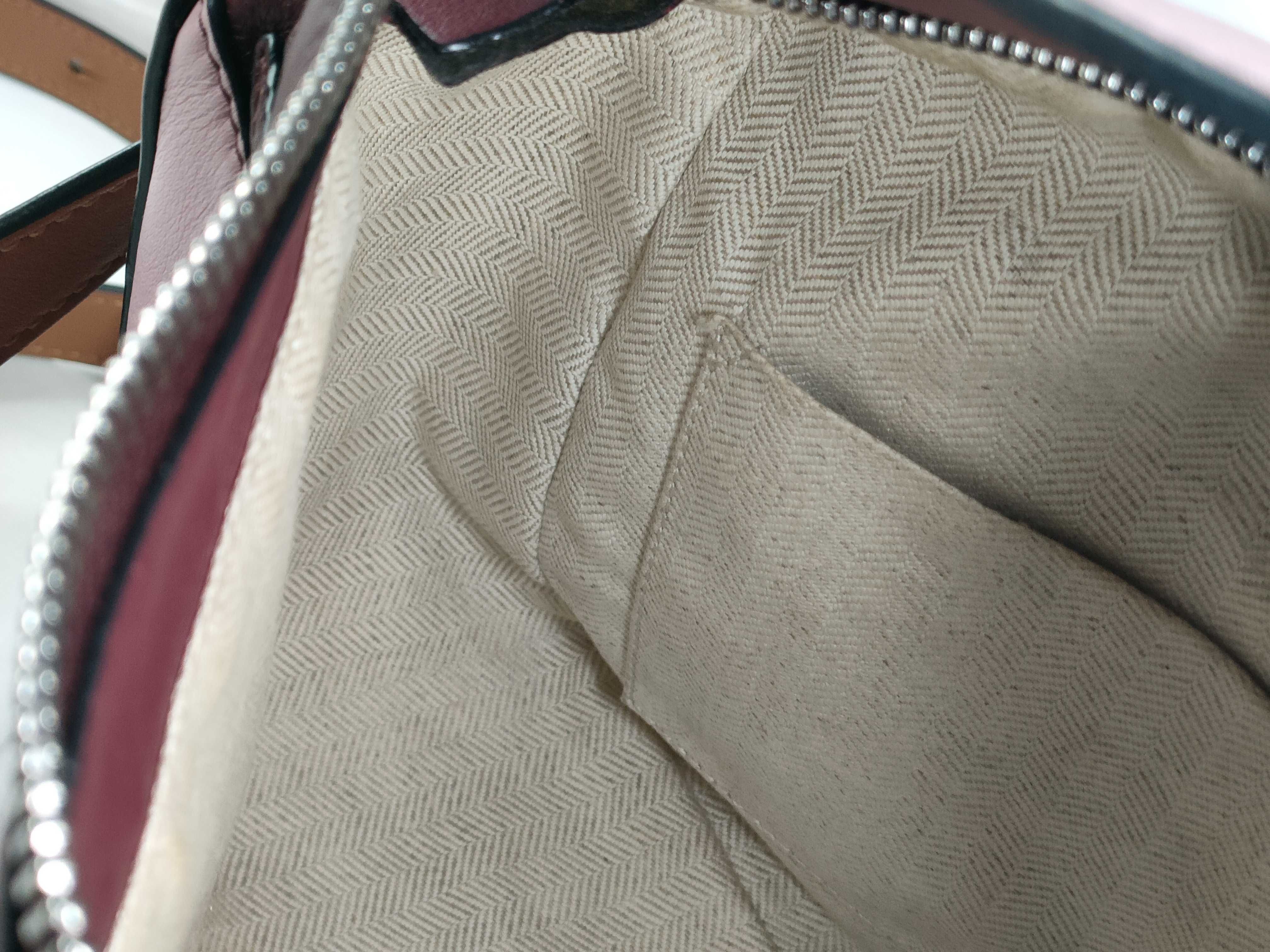 Puzzle Bag 2-Way Shoulder Bag (Pink x Bordeaux) — view 9