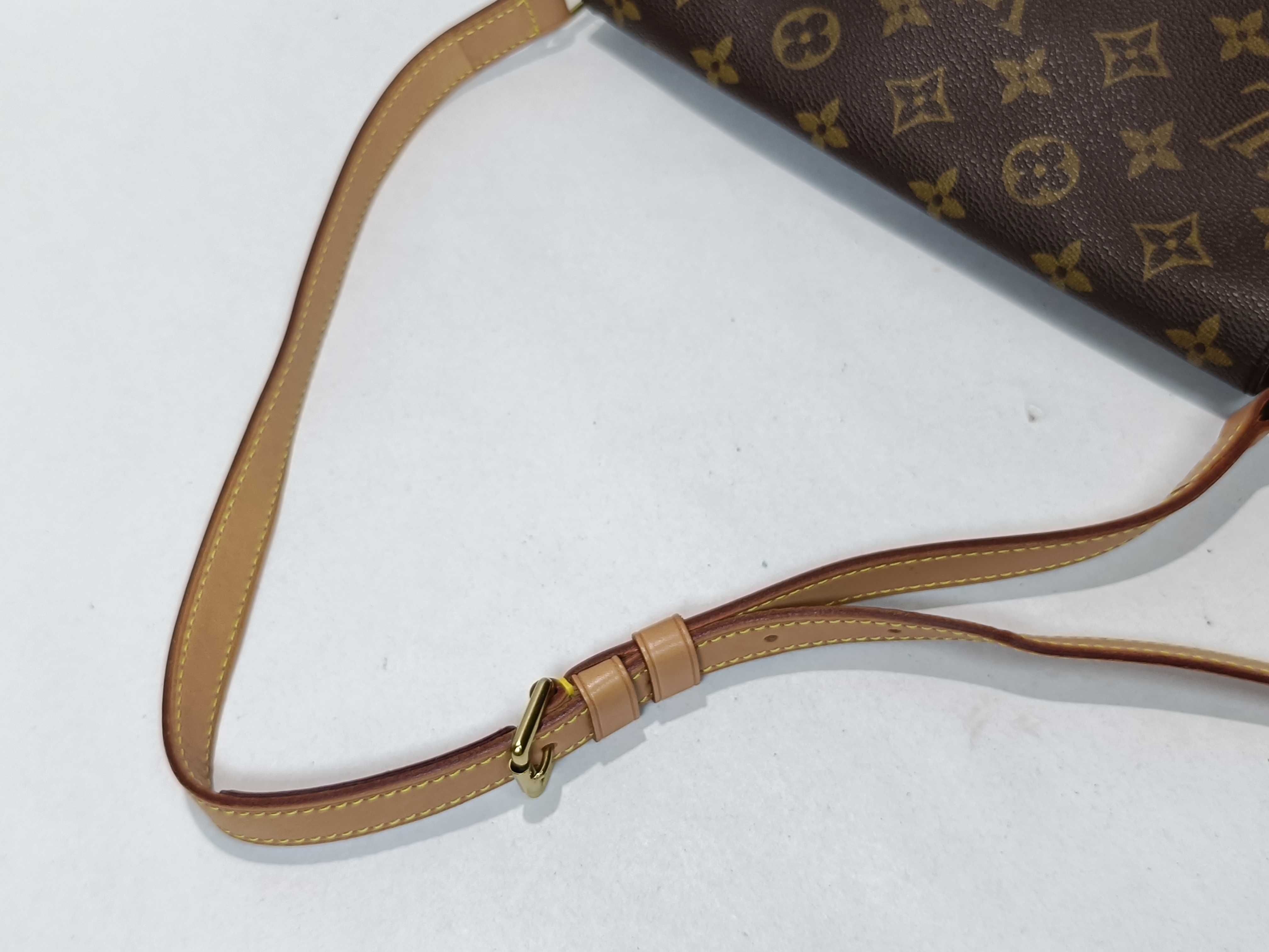 Monogram M51257 Monogram Musette Tango Shoulder Bag — view 3
