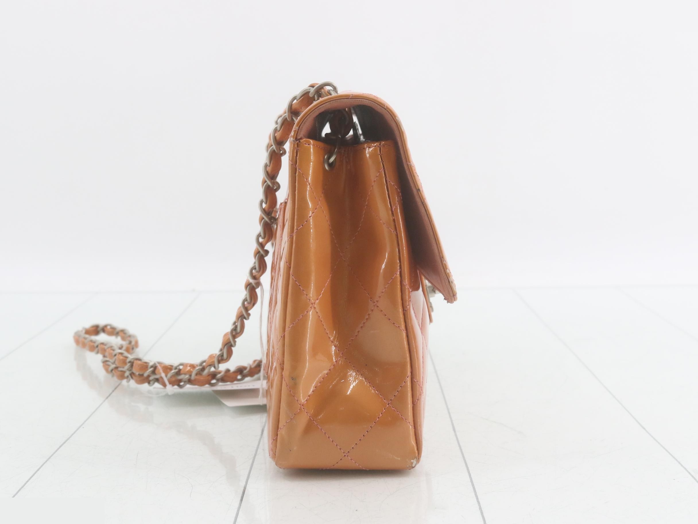 Matelassé Shoulder Bag — view 4