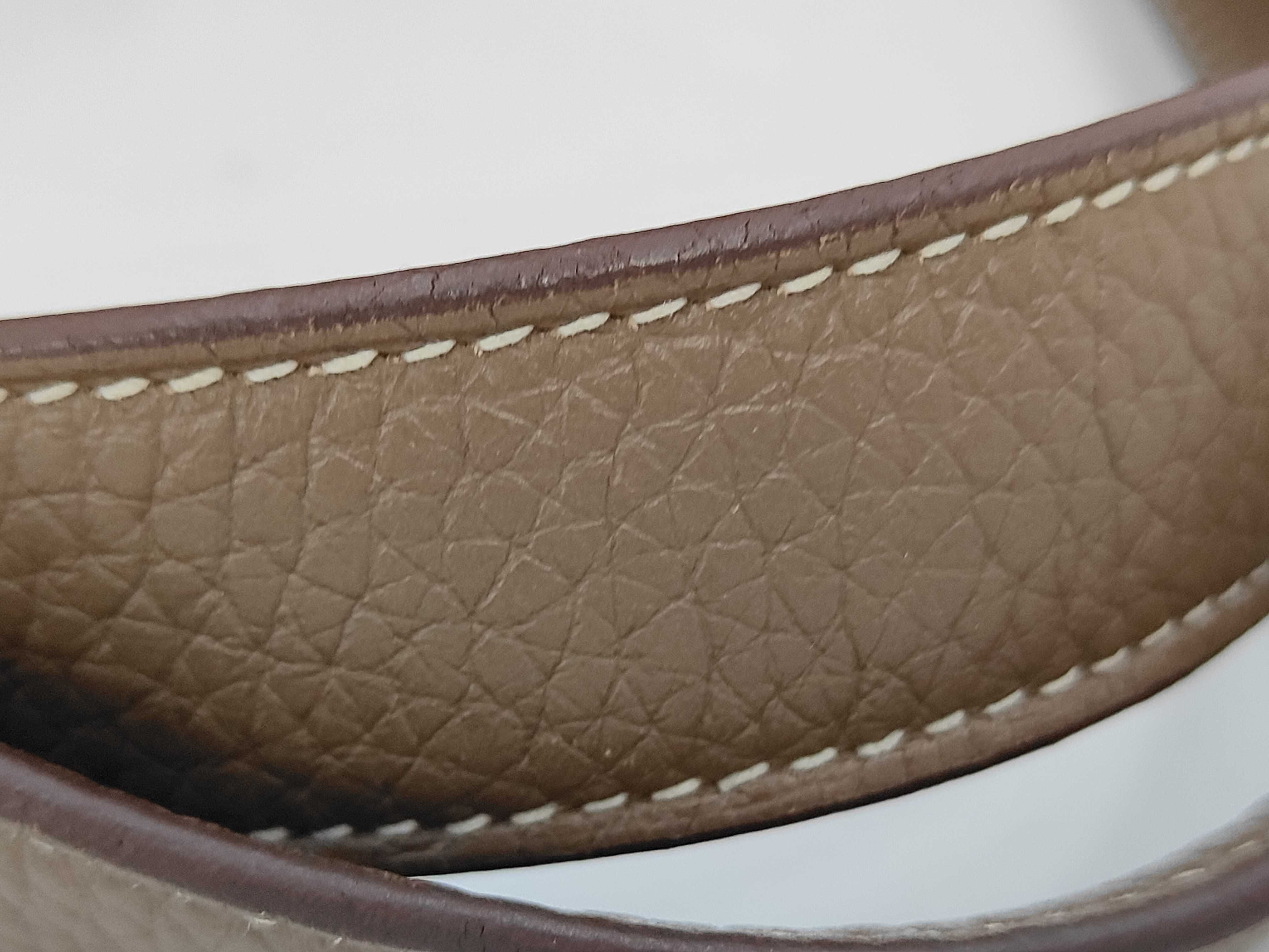 Picotin Lock 22 MM Taurillon Clemence Etoupe Silver Hardware Y:2020 Handbag — view 4