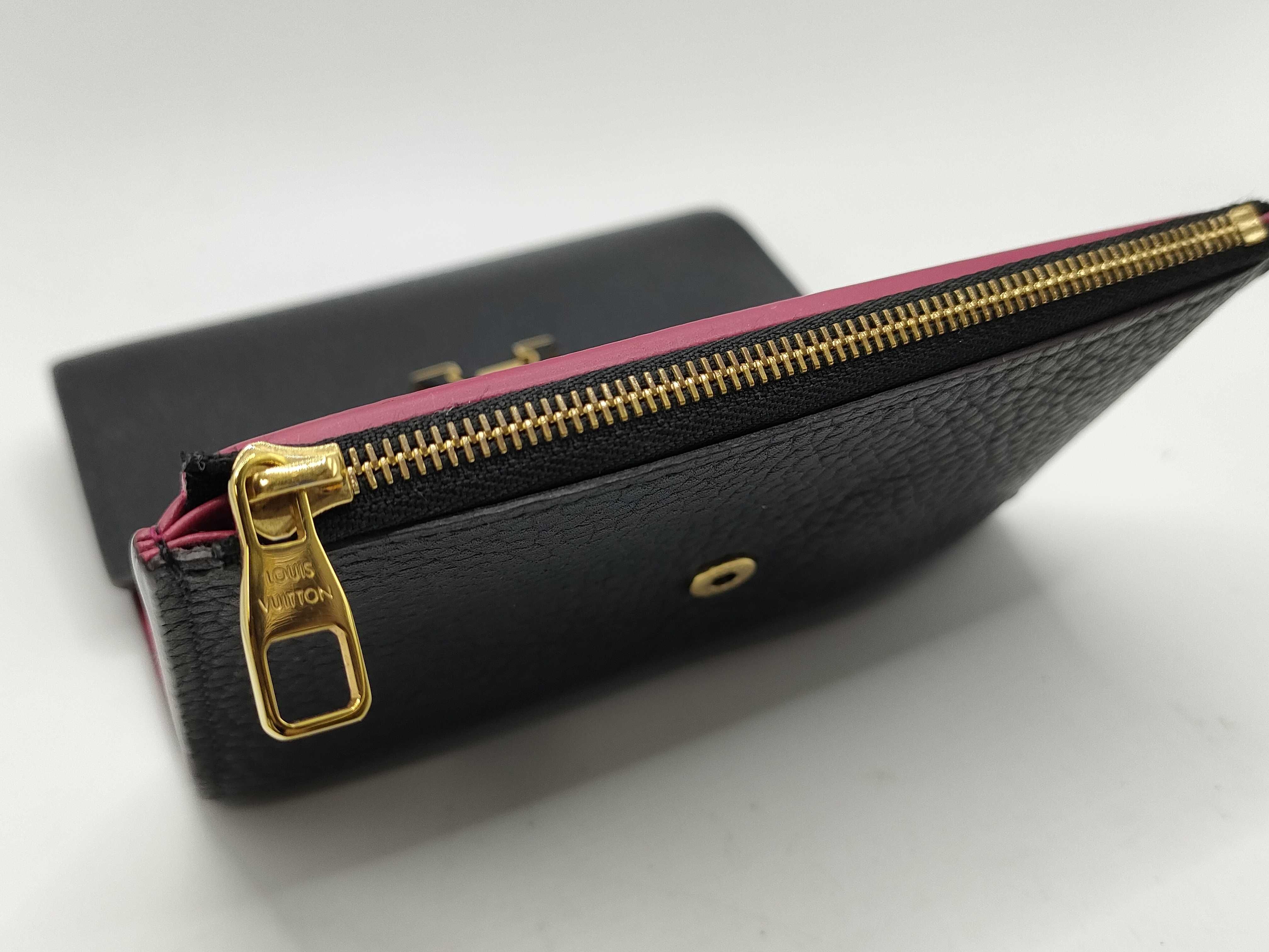 Portefeuille Capucines wallet with initials — view 10