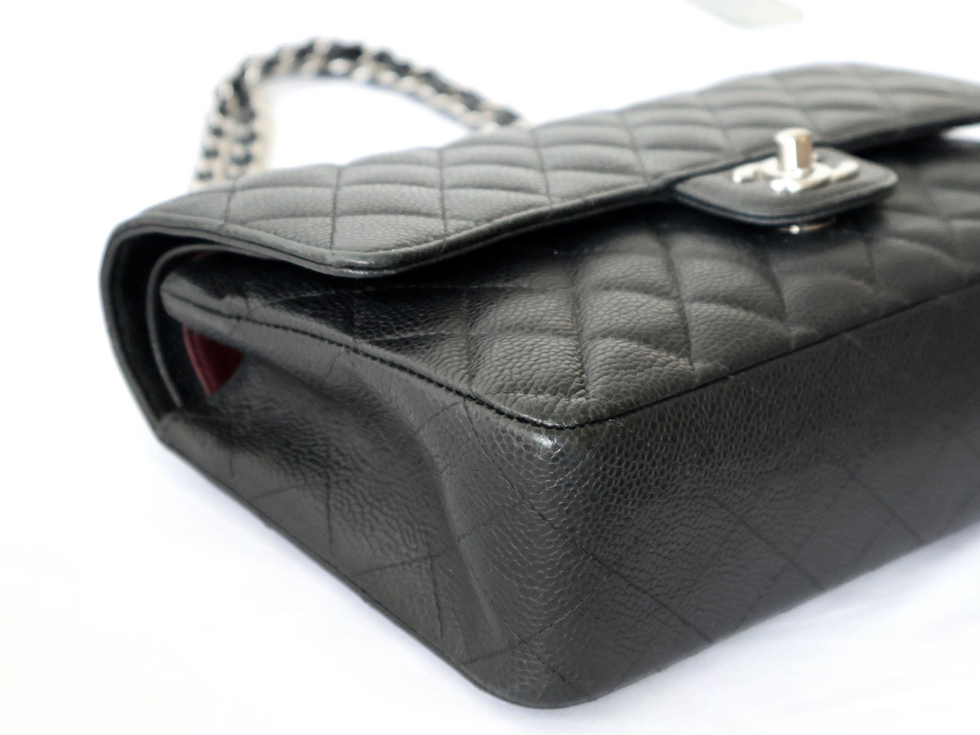 Caviar leather Matelassé 25 Double flap Double chain shoulder bag, black — view 3