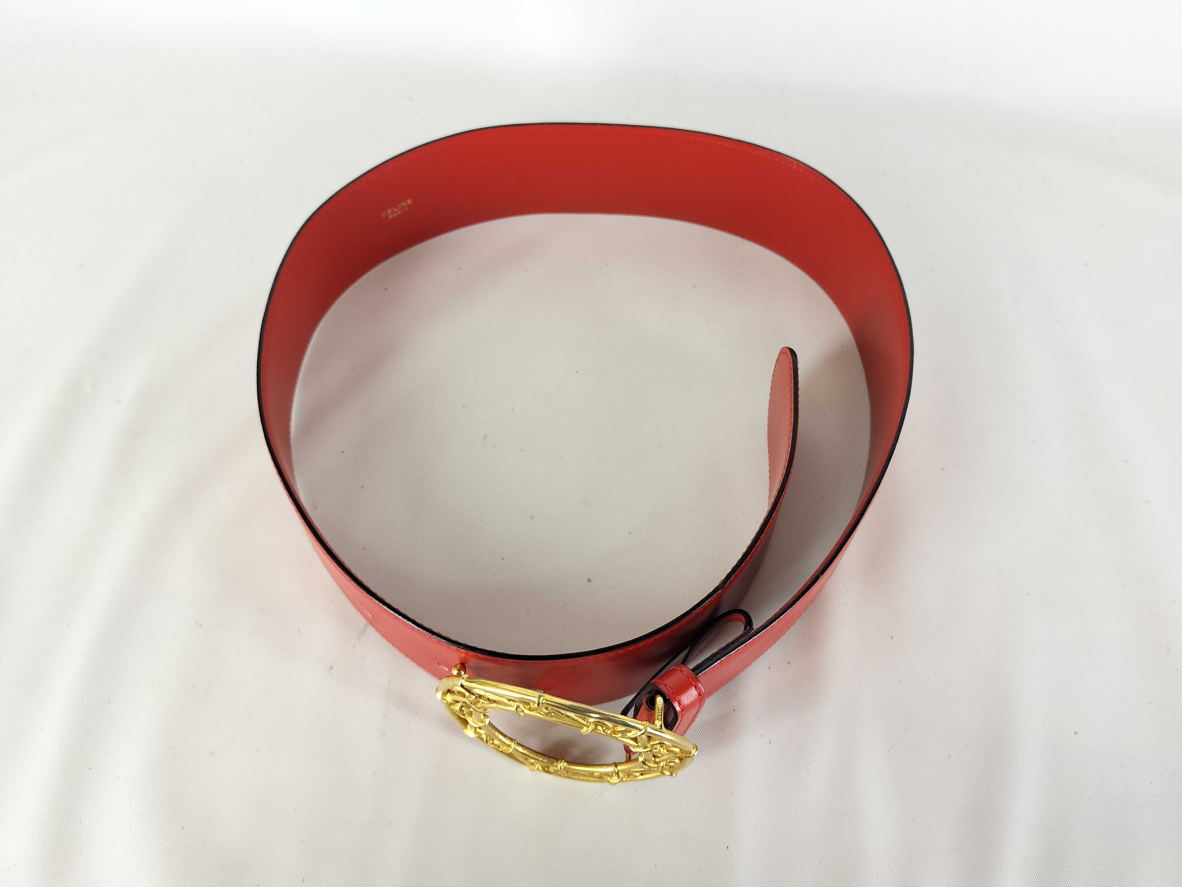belt with circle clasp — view 2