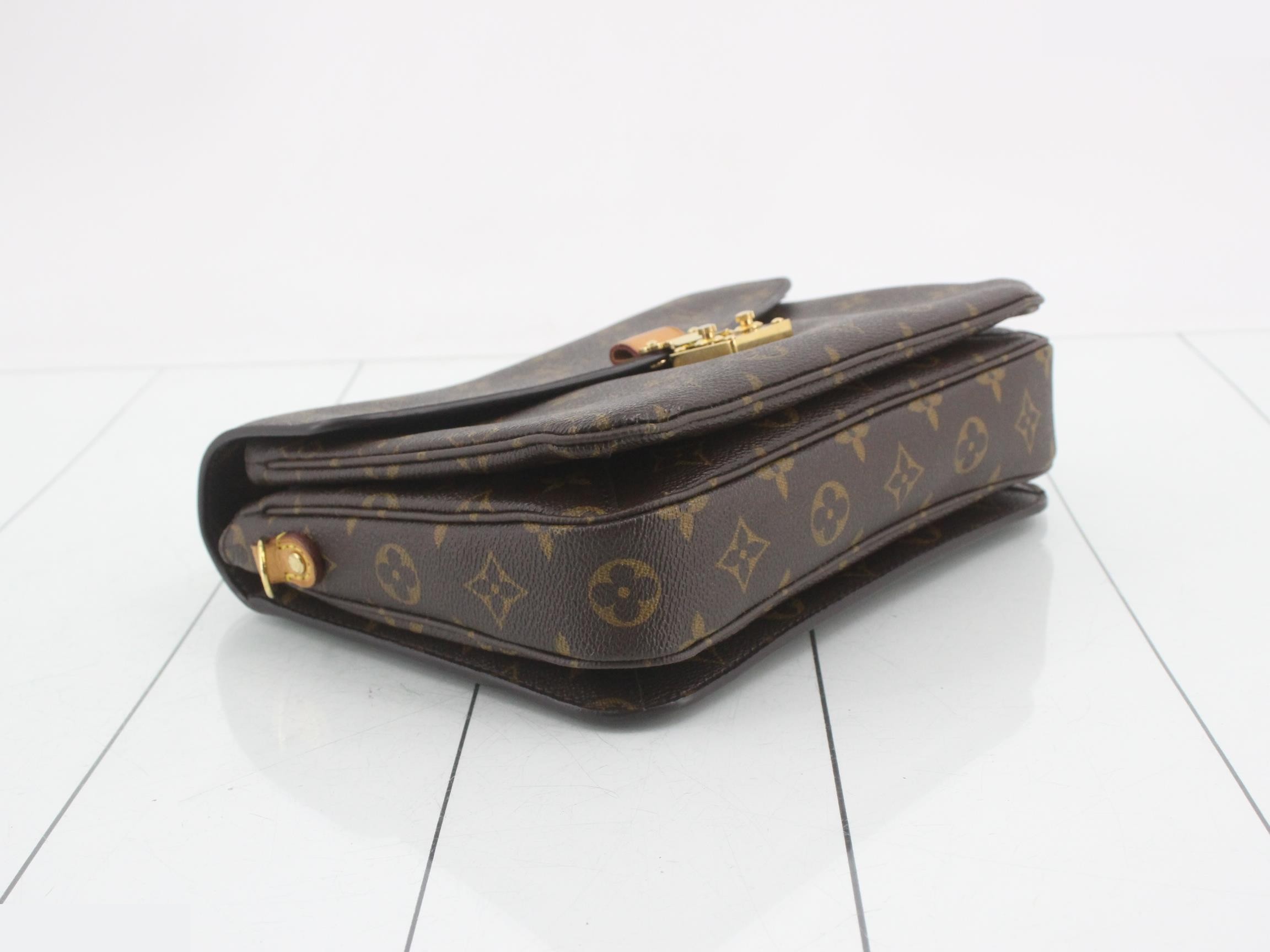 Monogram Pochette Metis MM 2-Way Handbag — view 5