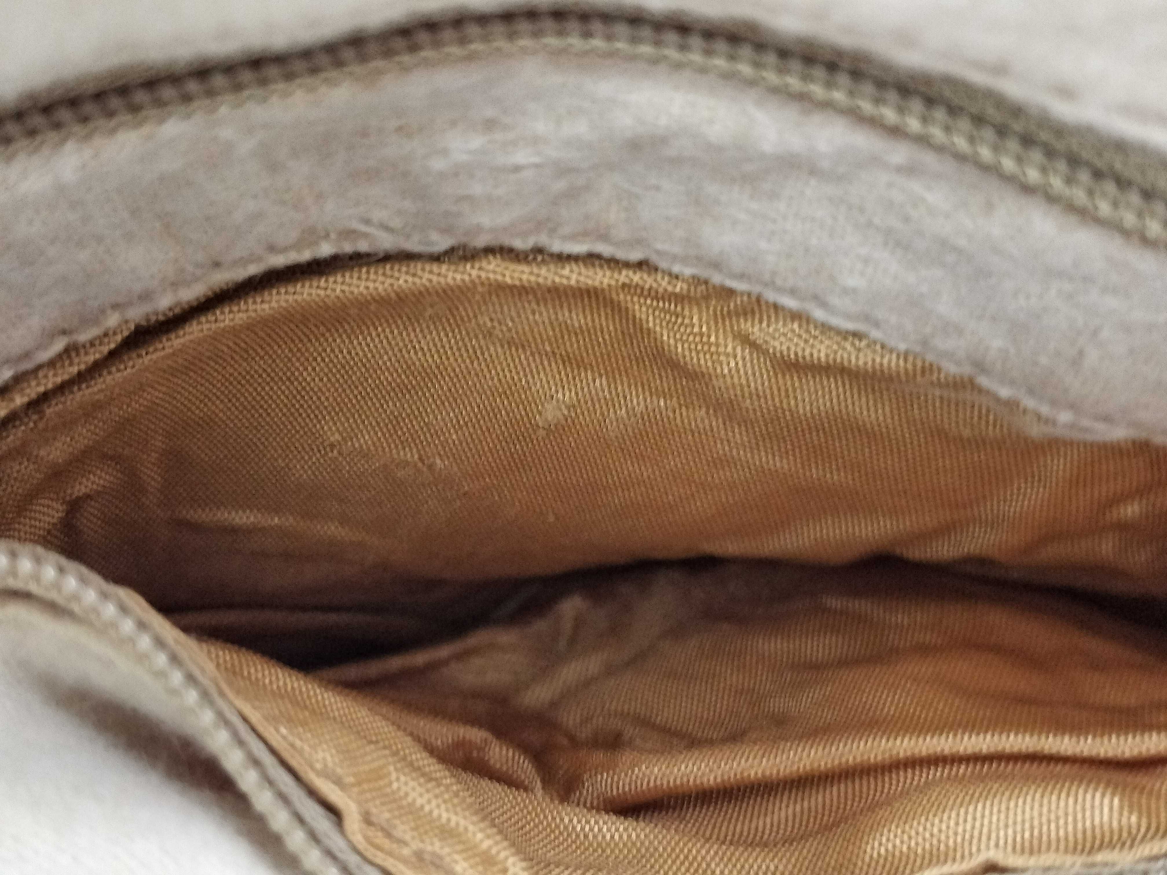 GG Gucci Shoulder Bag — view 11