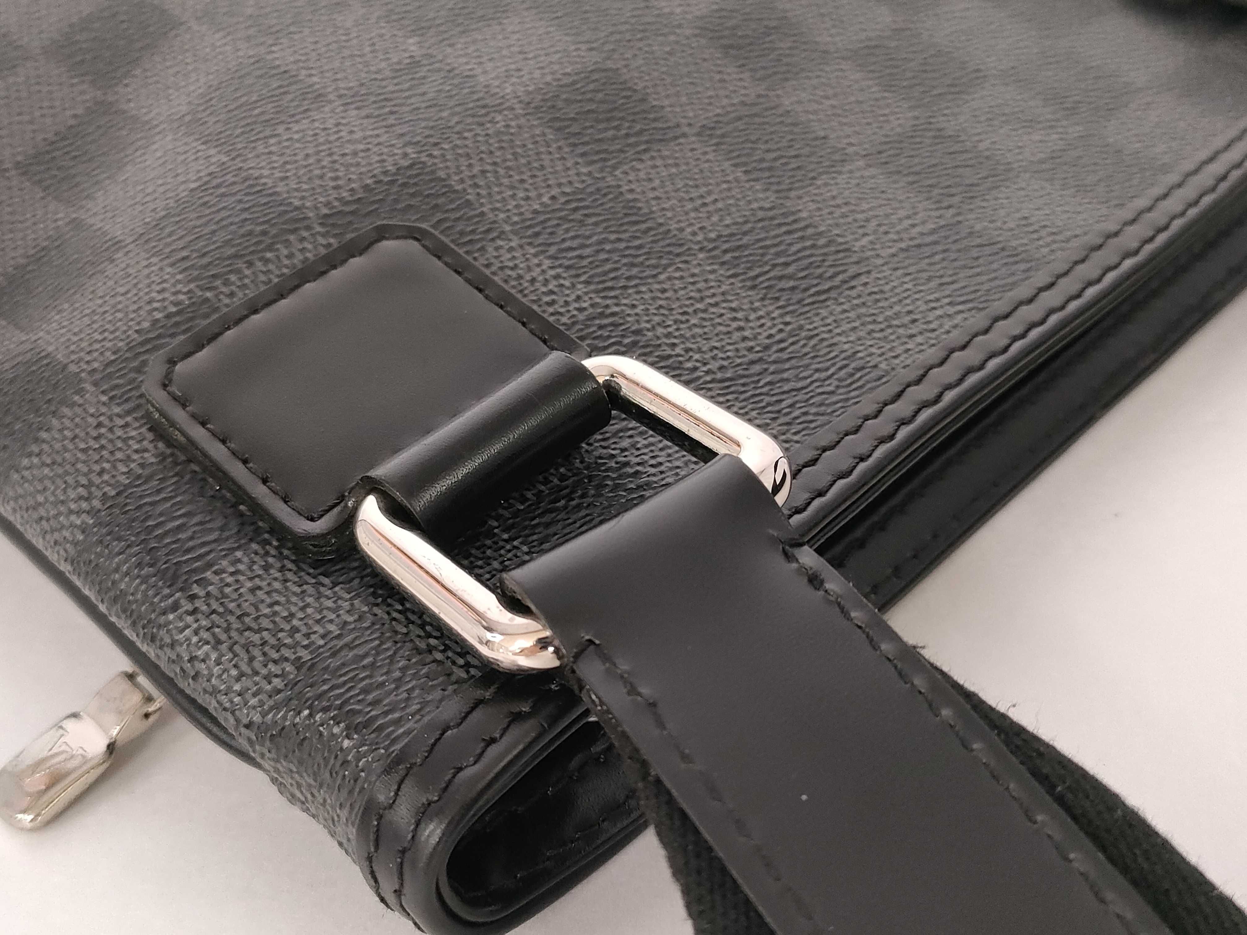 Damier Graphite LV Thomas Shoulder Bag — view 5