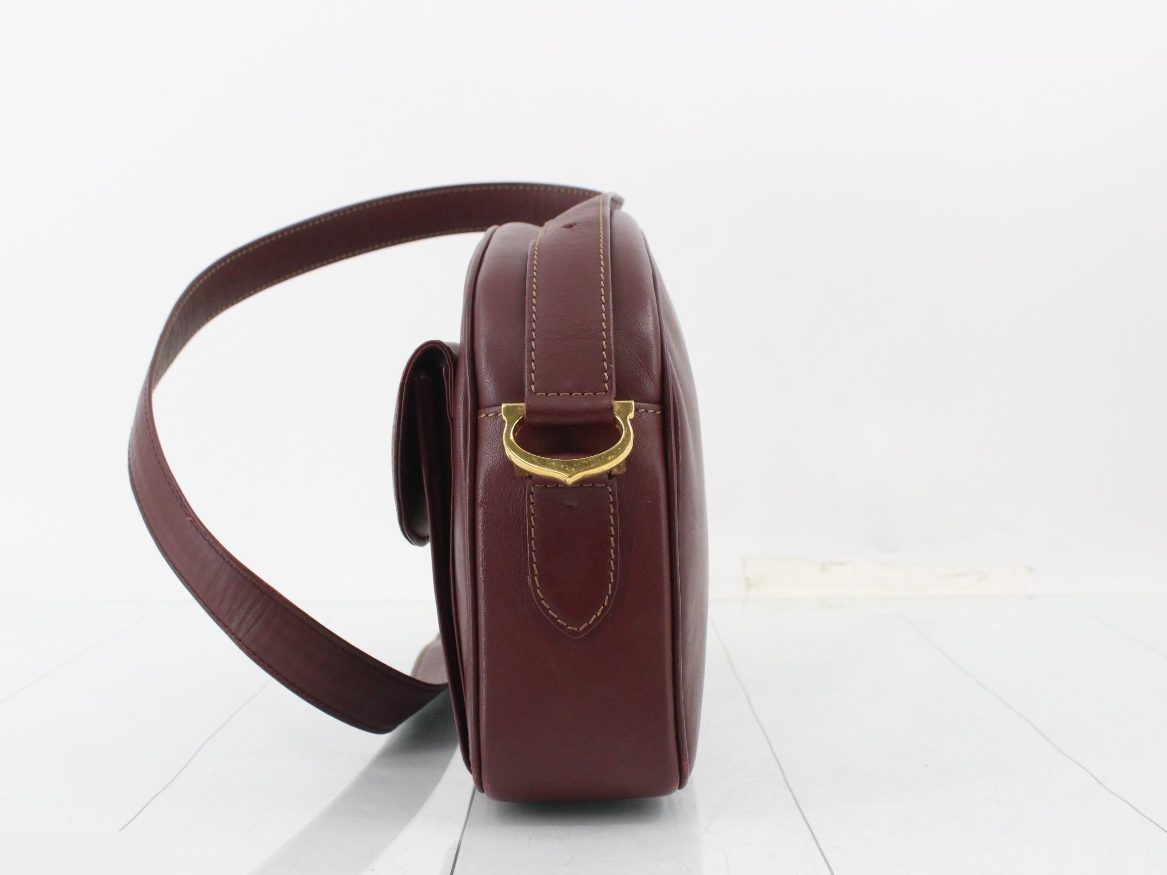 Must Line (Bag) - Shoulder Bag — view 3