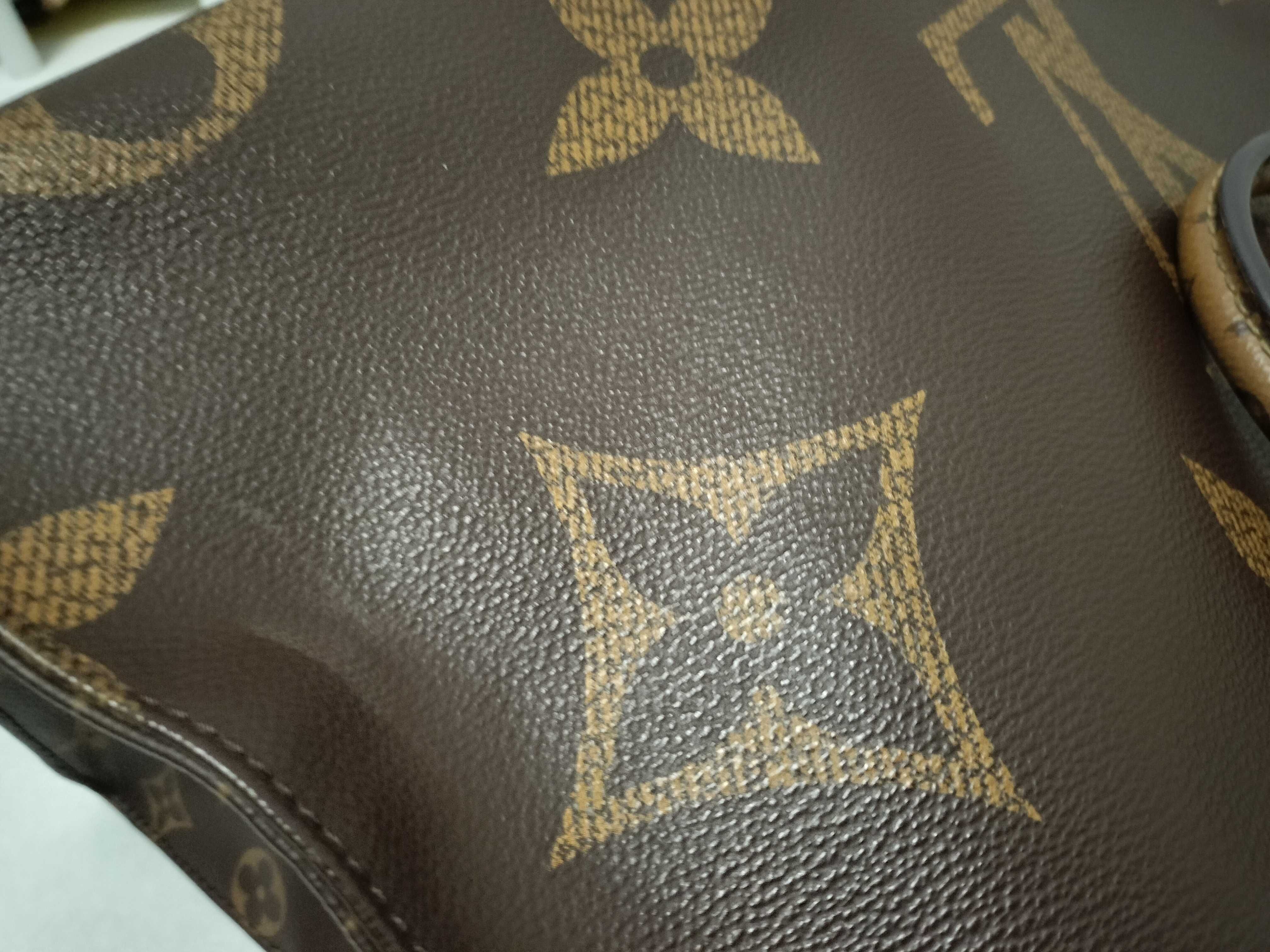 Monogram Giant Reverse Canvas OnTheGo GM M45320 — view 14