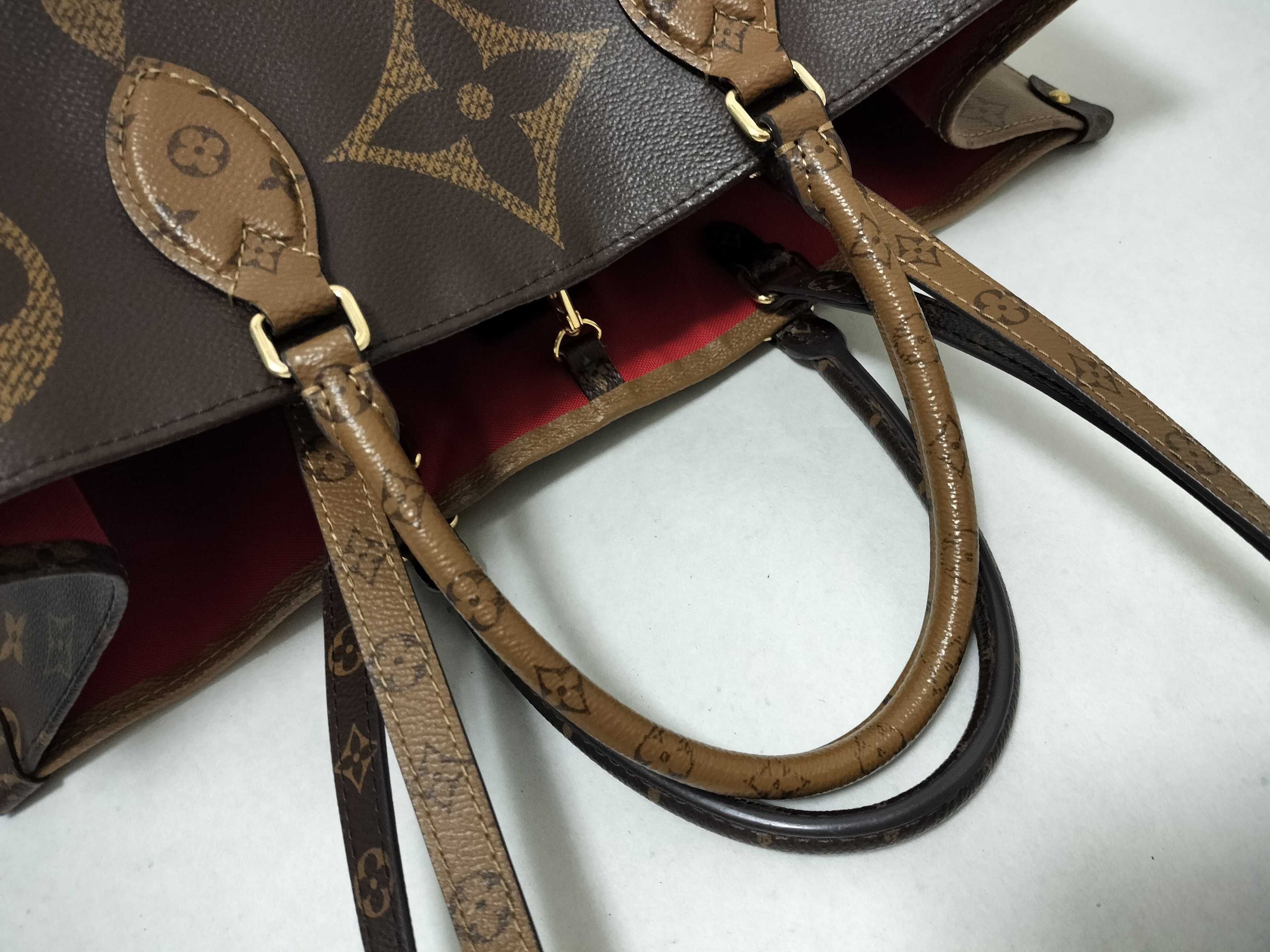 Monogram Giant Reverse Canvas OnTheGo GM M45320 — view 3
