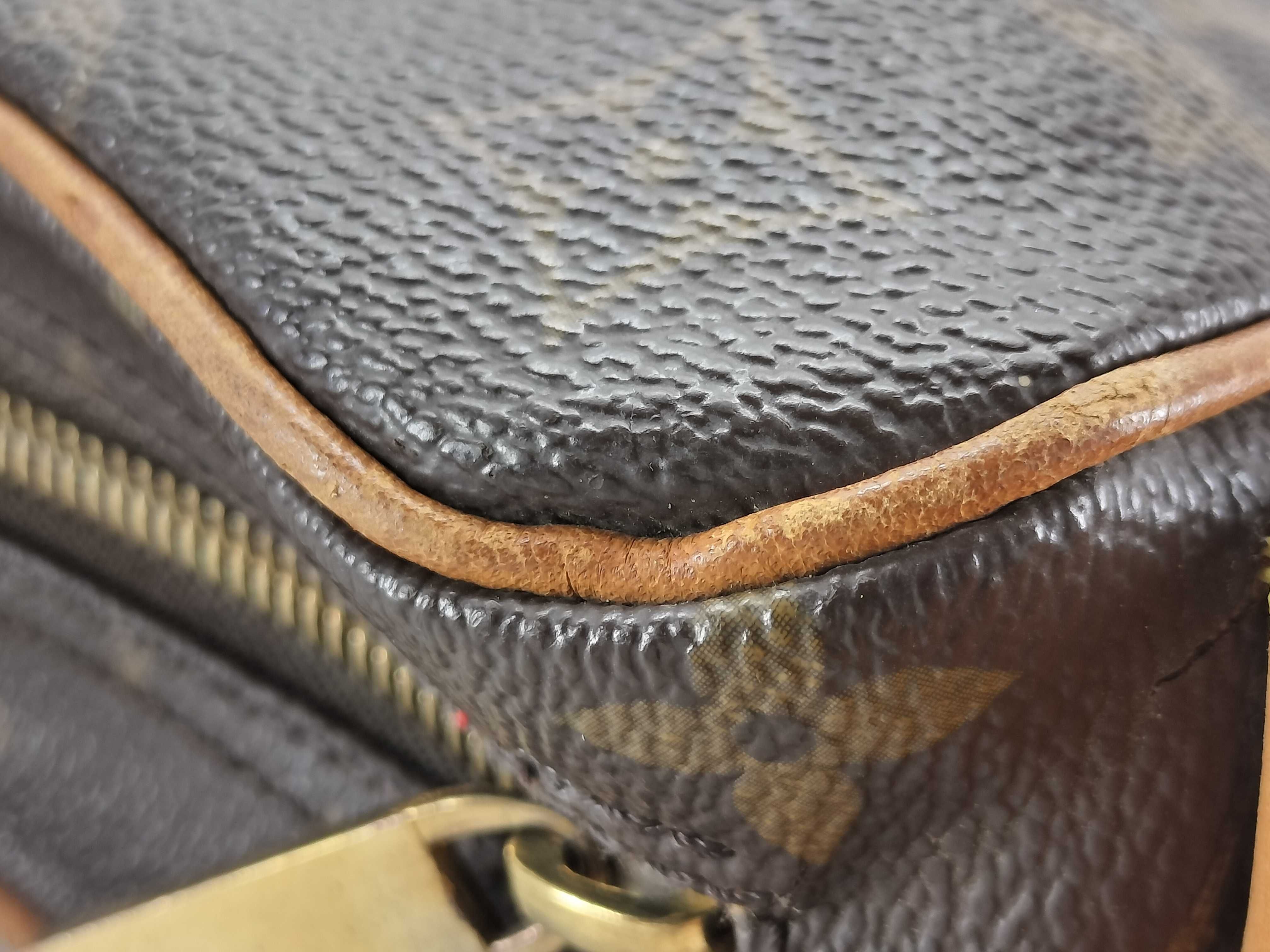 Monogram Croissant MM M51512 Shoulder Bag — view 6
